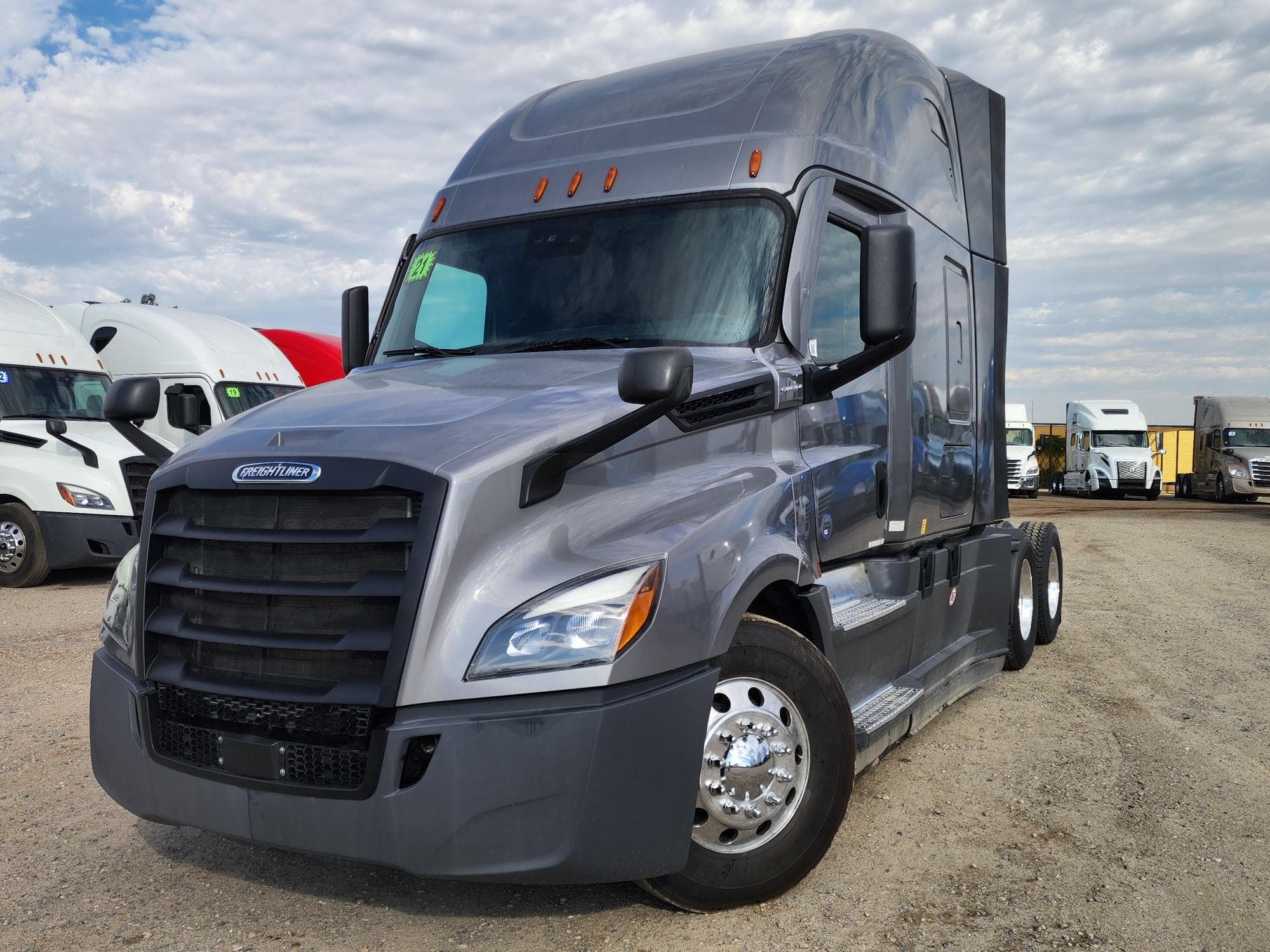 2021 FREIGHTLINER CASCADIA 126SLP