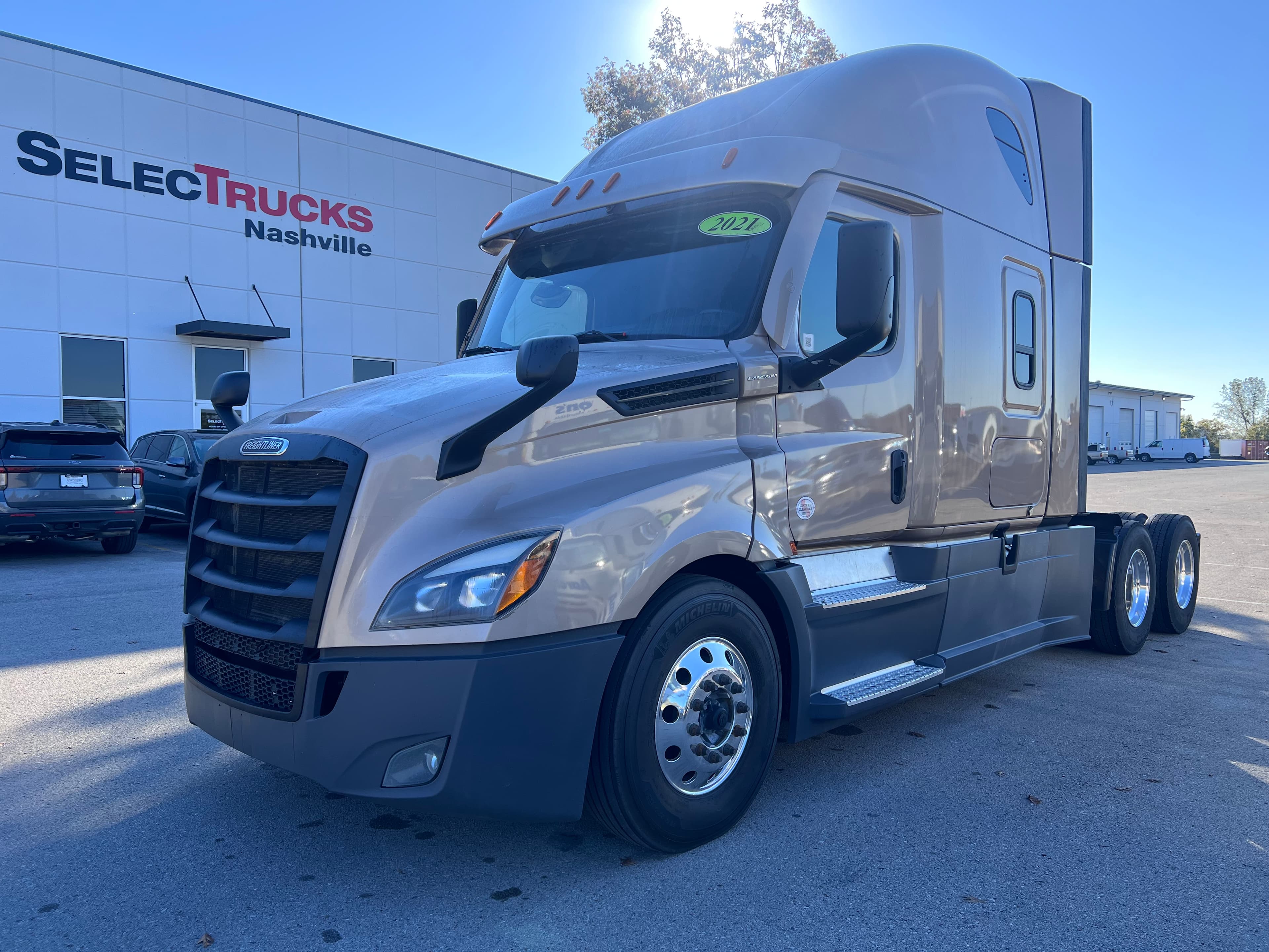 2021 FREIGHTLINER CASCADIA 126SLP