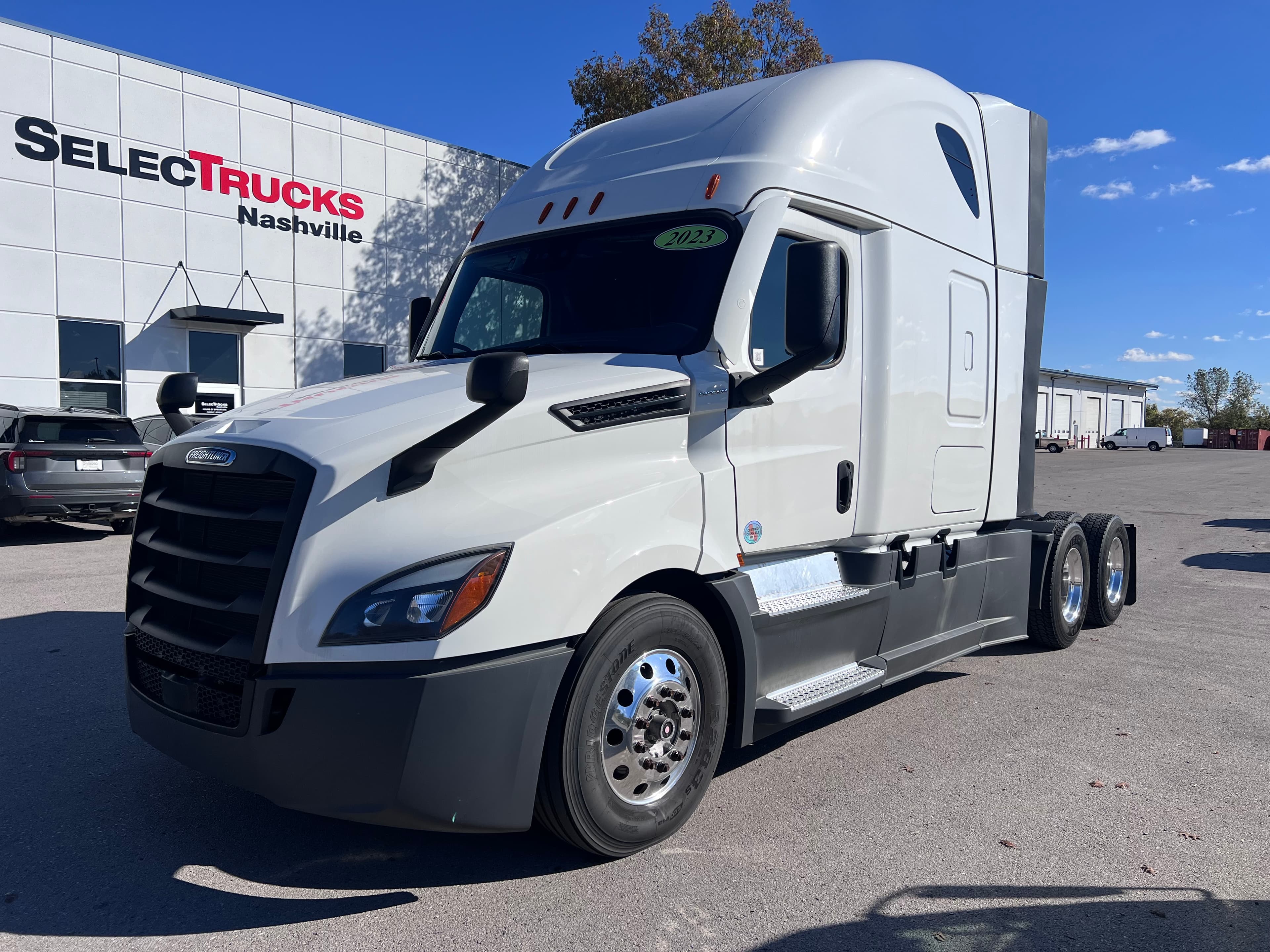 2023 FREIGHTLINER CASCADIA 126SLP