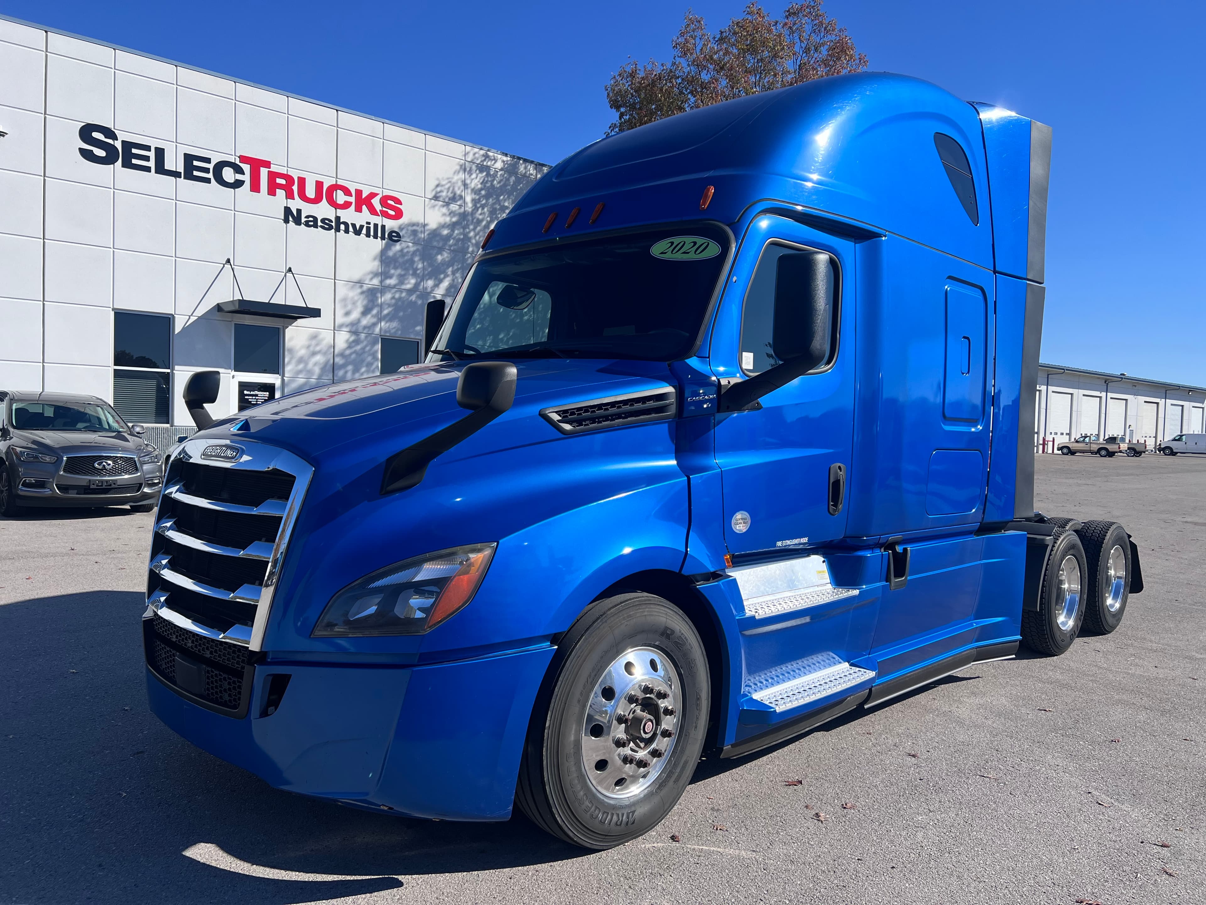 2020 FREIGHTLINER CASCADIA 126SLP