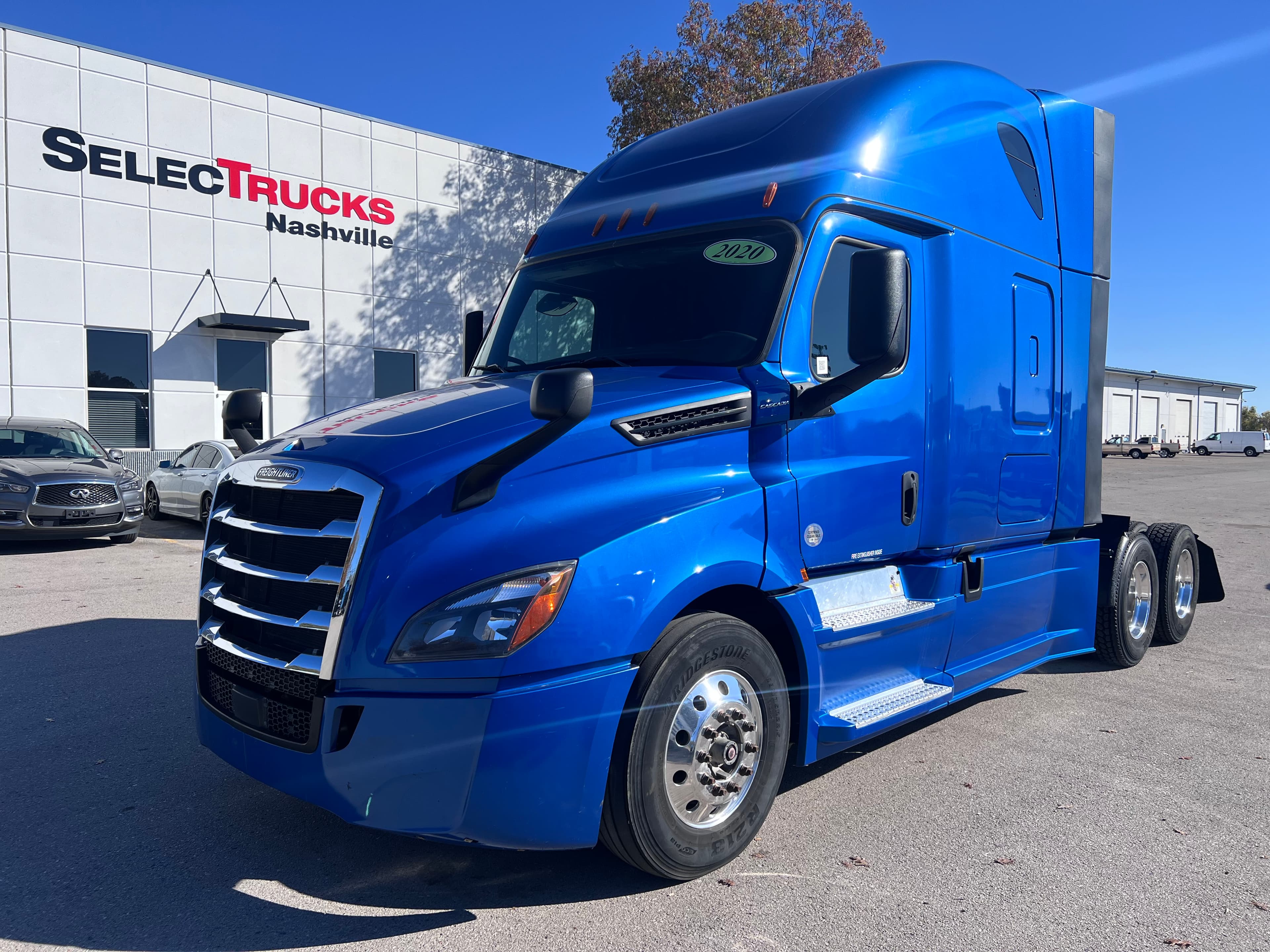 2020 FREIGHTLINER CASCADIA 126SLP