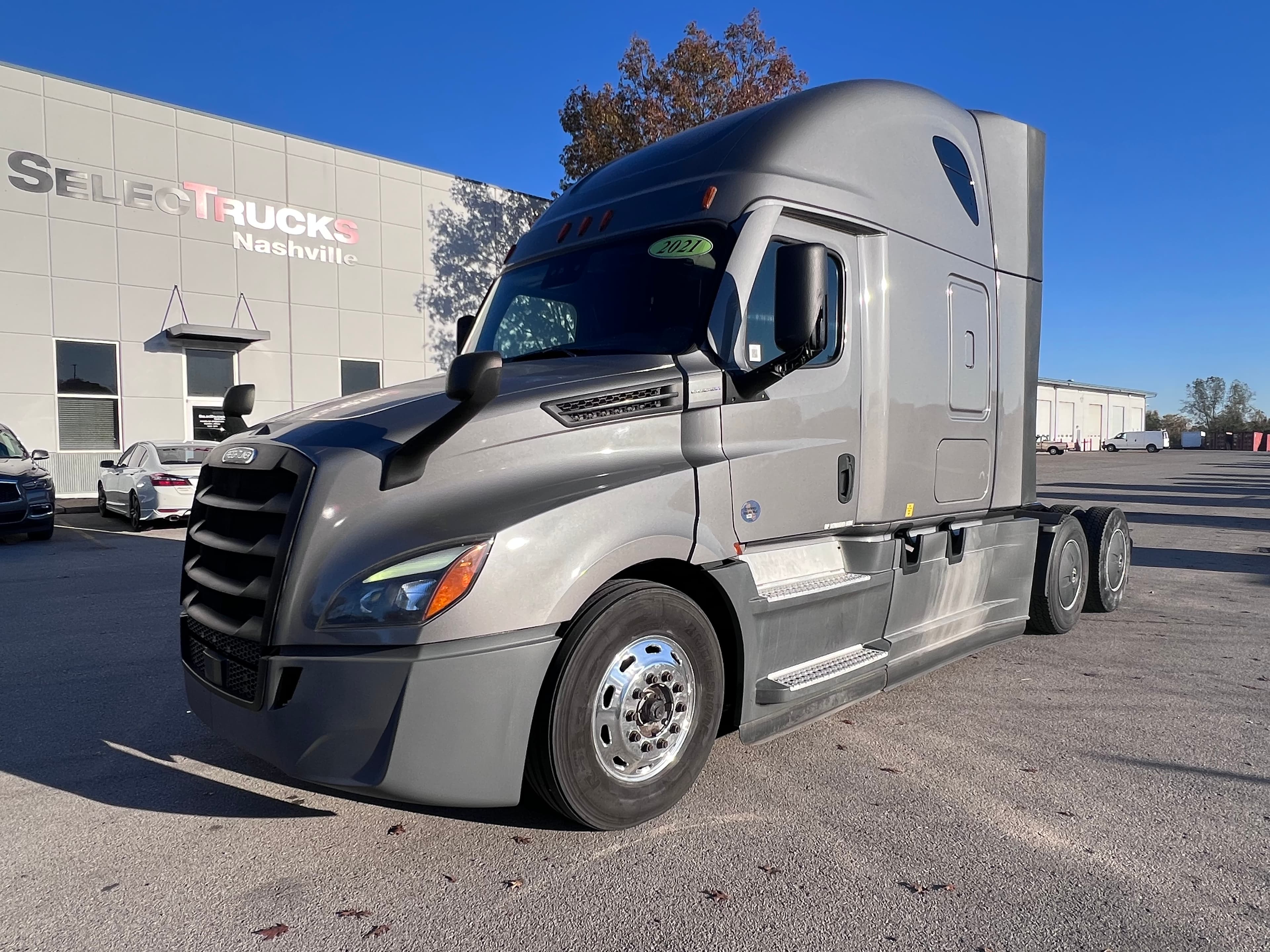 2021 FREIGHTLINER CASCADIA 126SLP