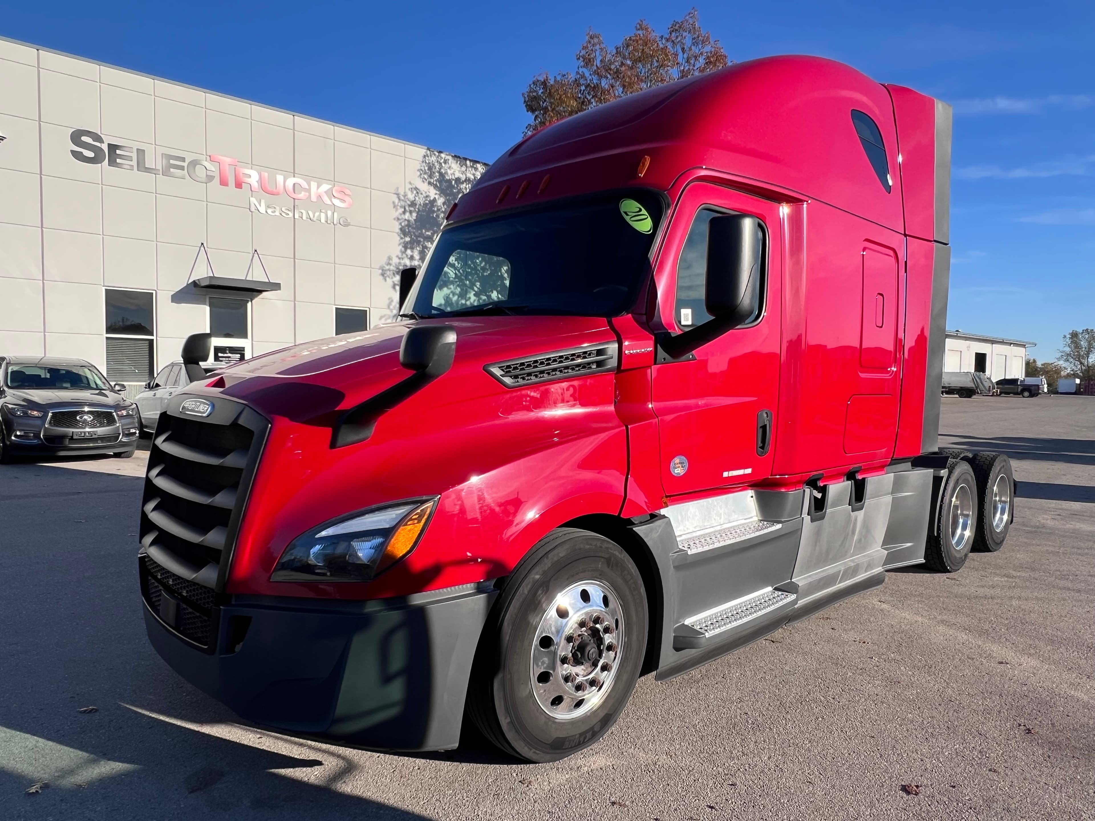 2020 FREIGHTLINER CASCADIA 126SLP