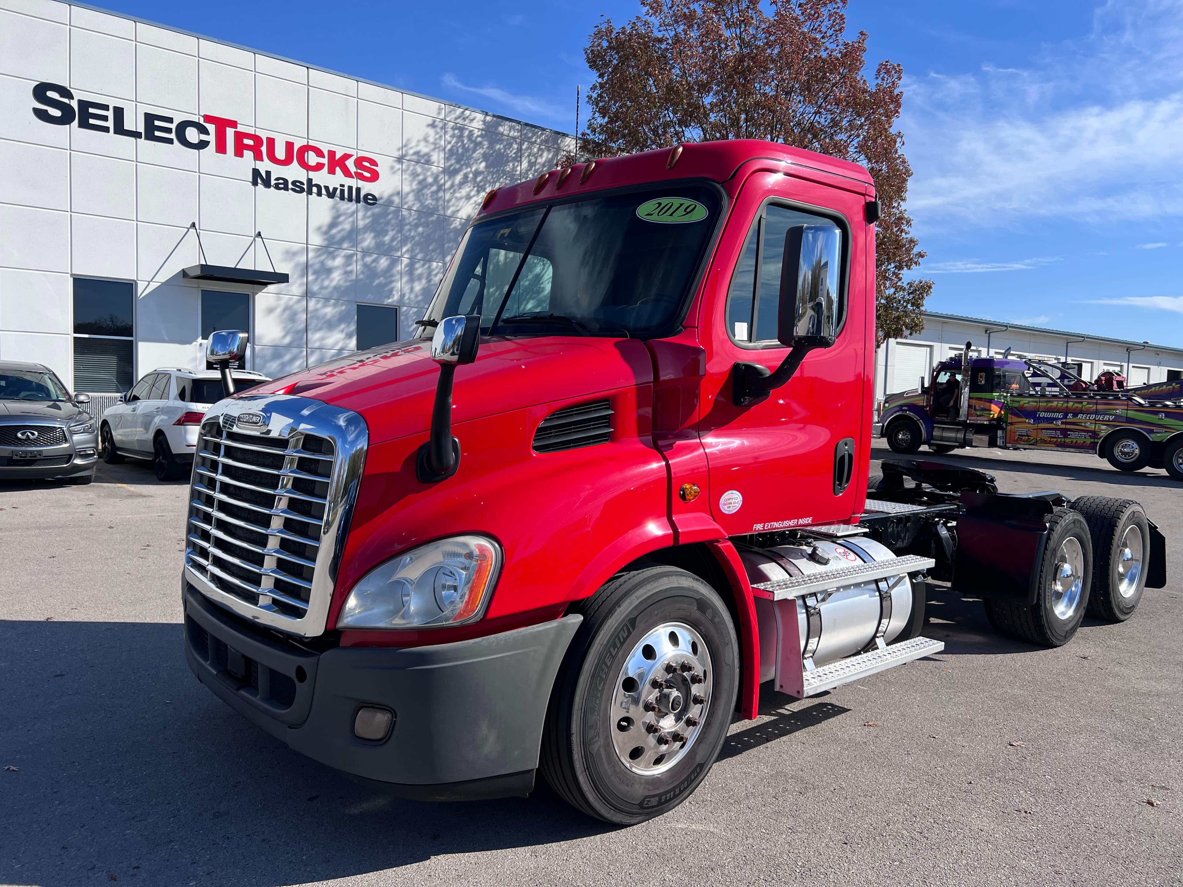 2019 FREIGHTLINER CASCADIA 113DC