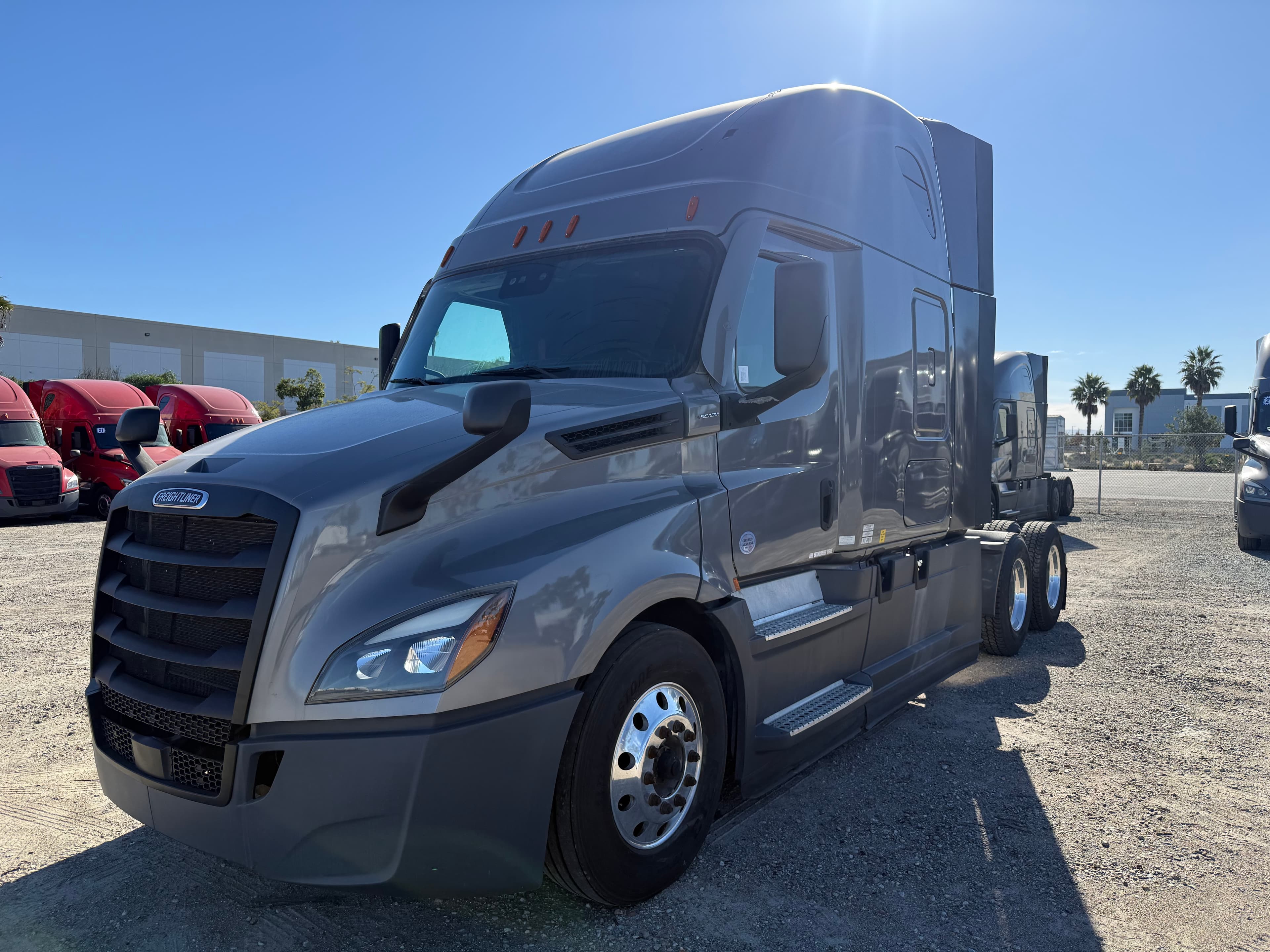 2021 FREIGHTLINER CASCADIA 126SLP