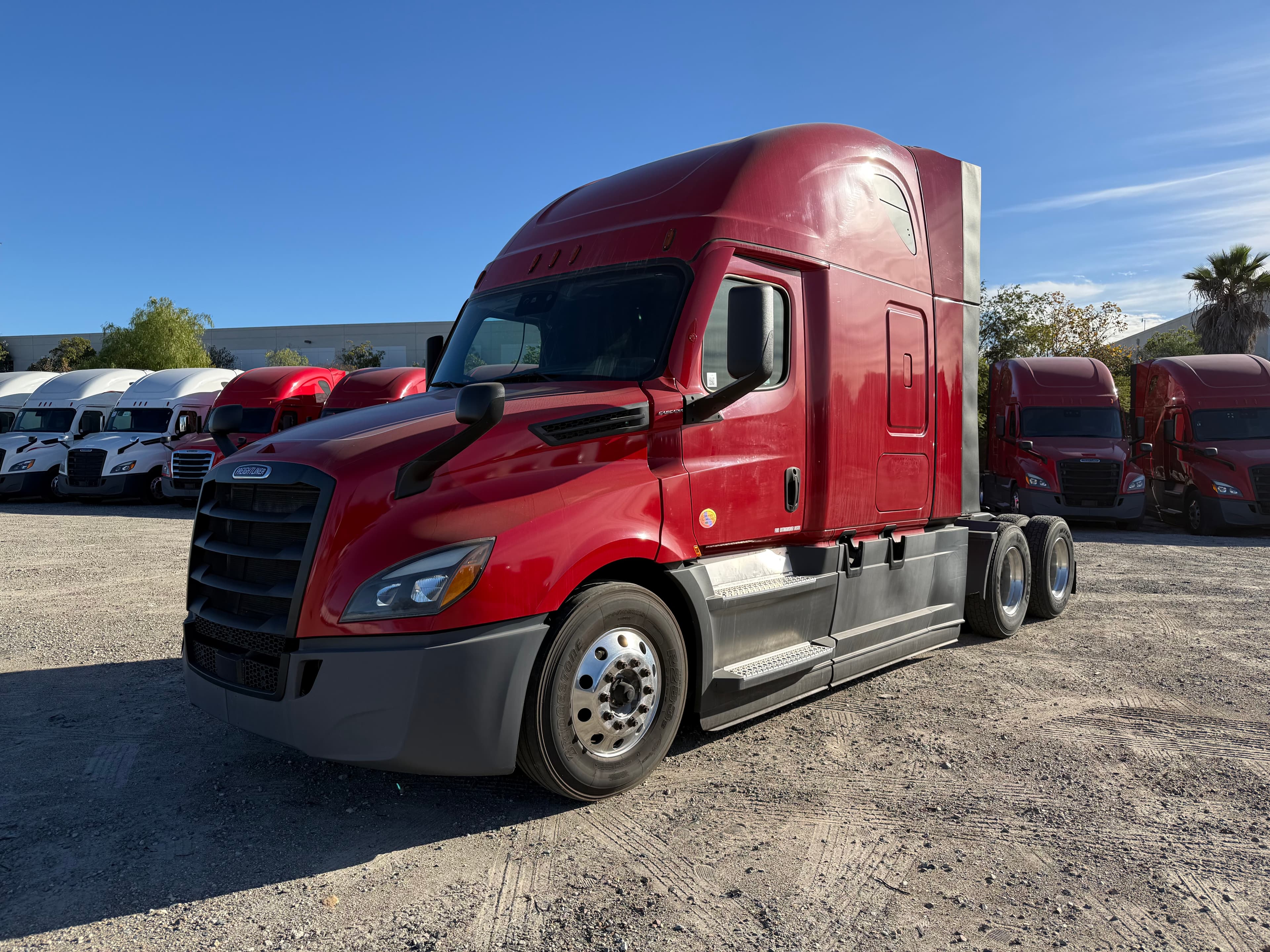 2021 FREIGHTLINER CASCADIA 126SLP