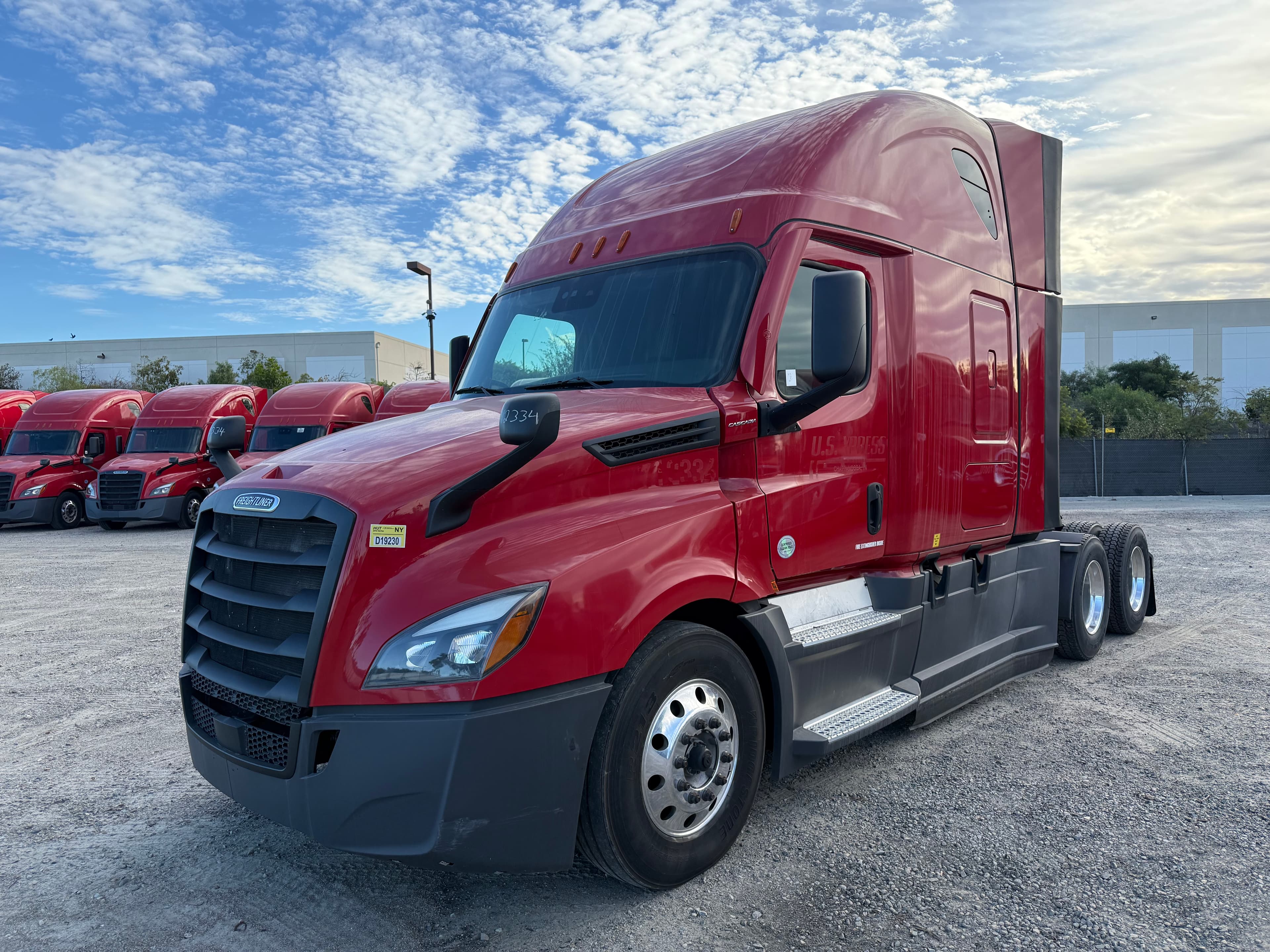 2021 FREIGHTLINER CASCADIA 126SLP