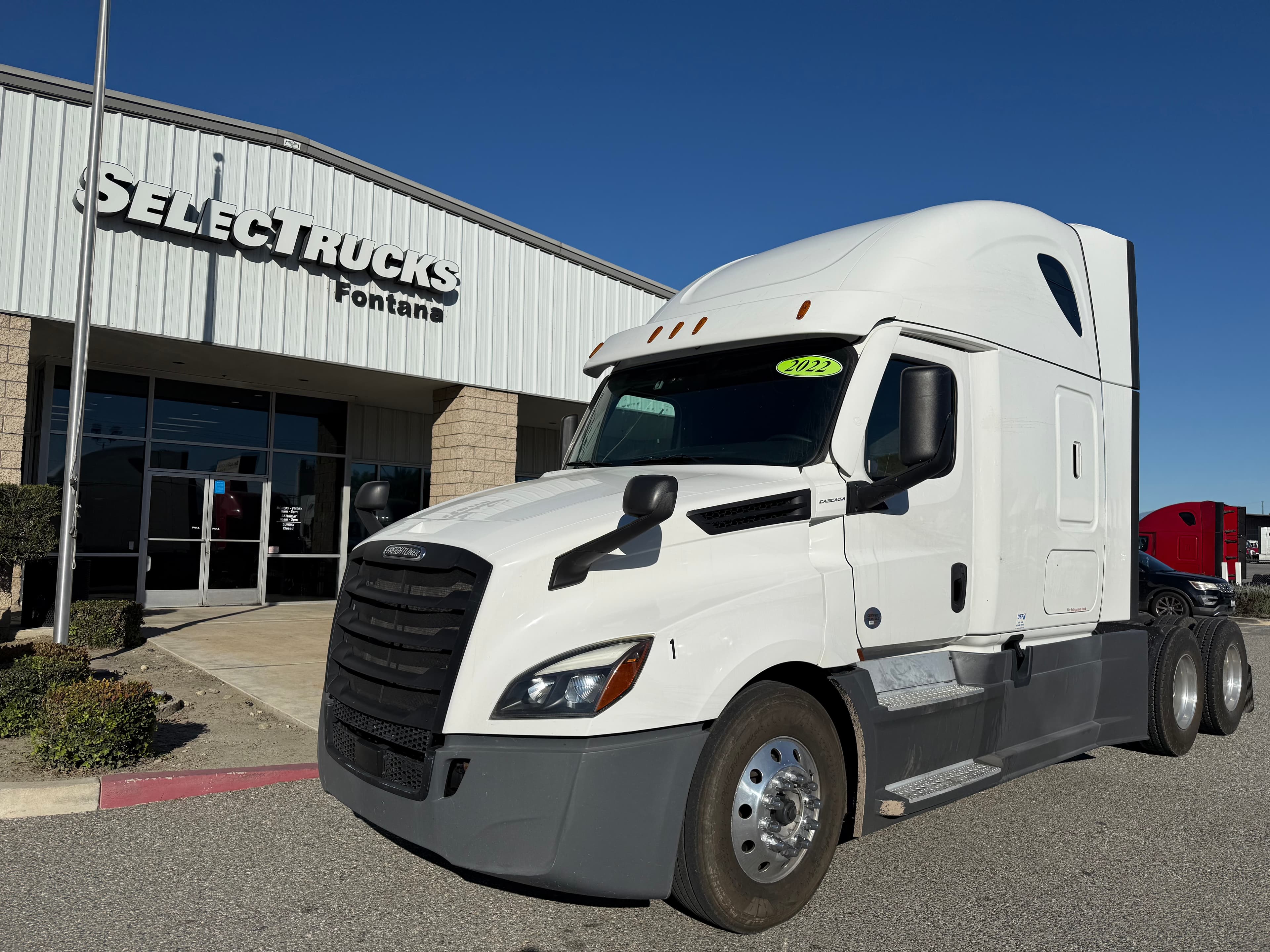 2022 FREIGHTLINER CASCADIA 126SLP