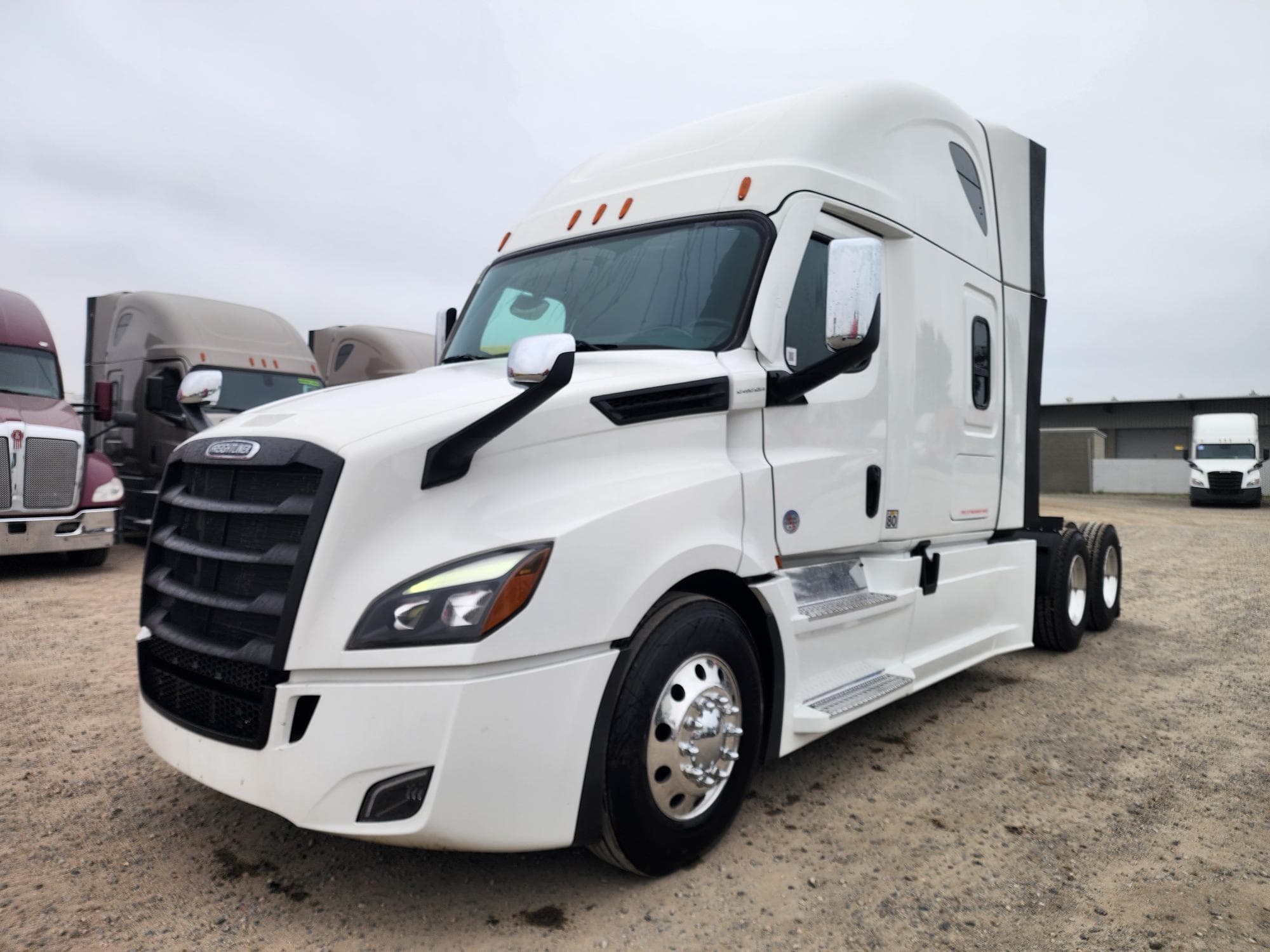2023 FREIGHTLINER CASCADIA 126SLP