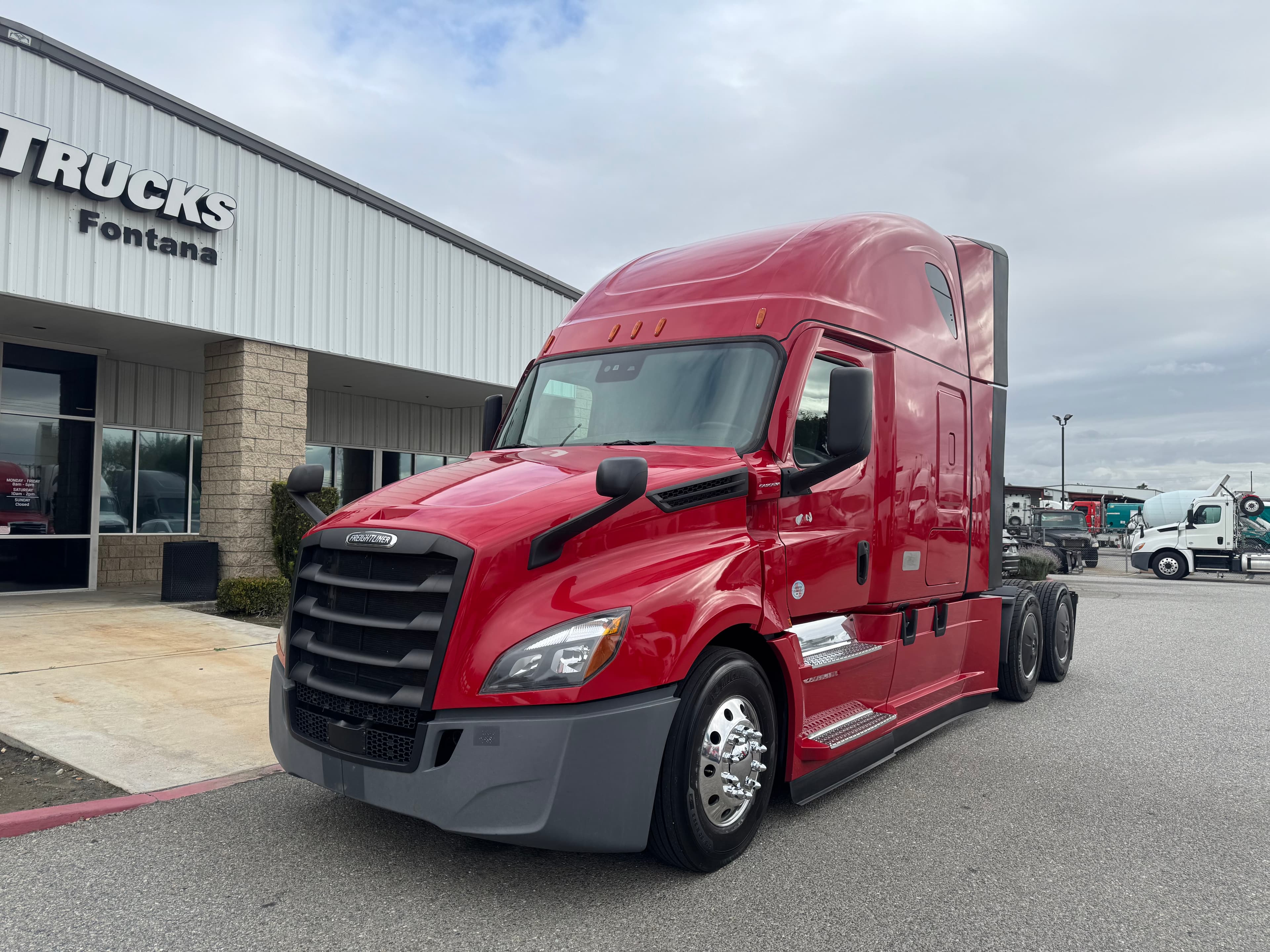 2022 FREIGHTLINER CASCADIA 126SLP