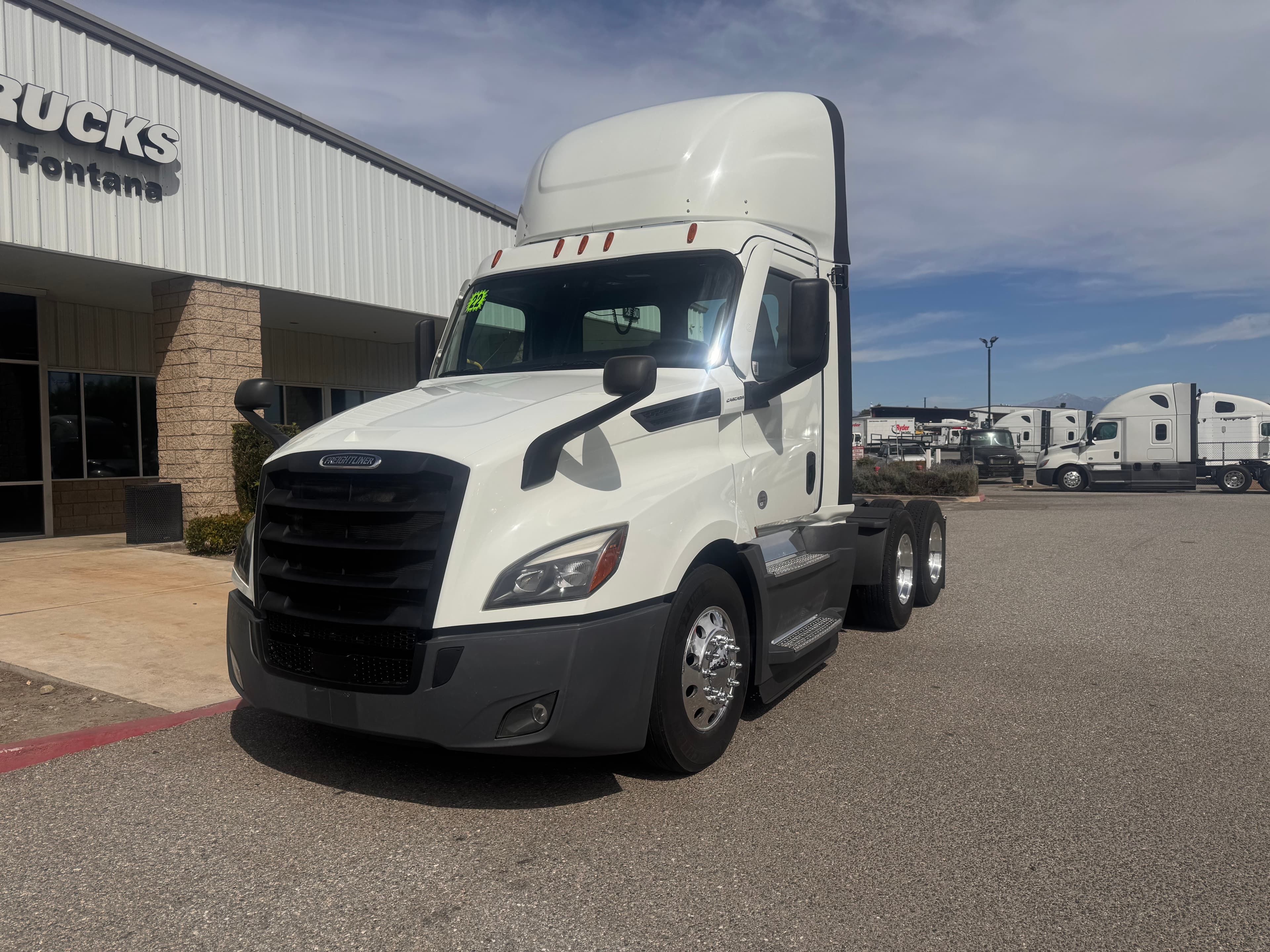 2022 FREIGHTLINER CASCADIA 126DC