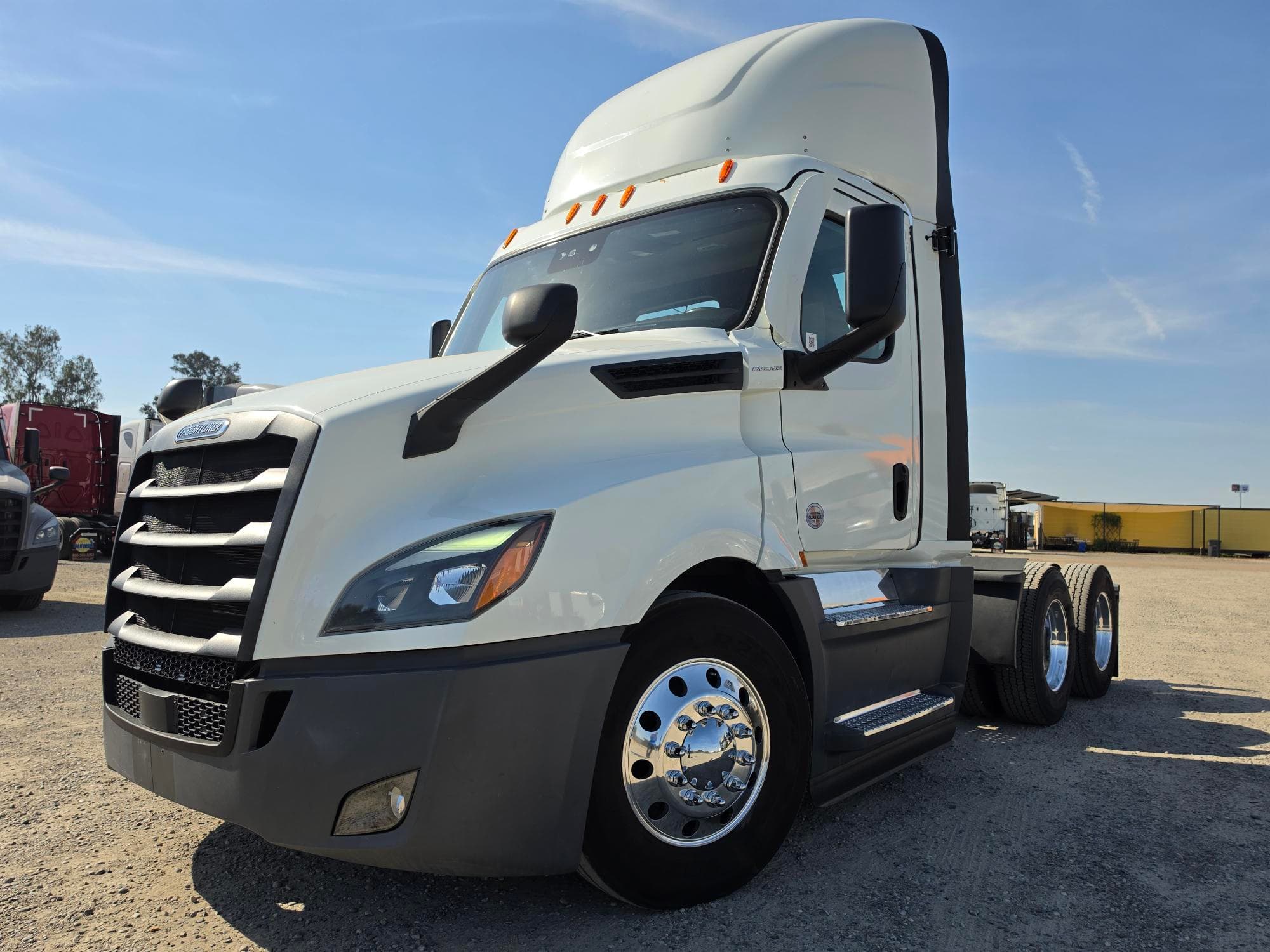 2022 FREIGHTLINER CASCADIA 126DC