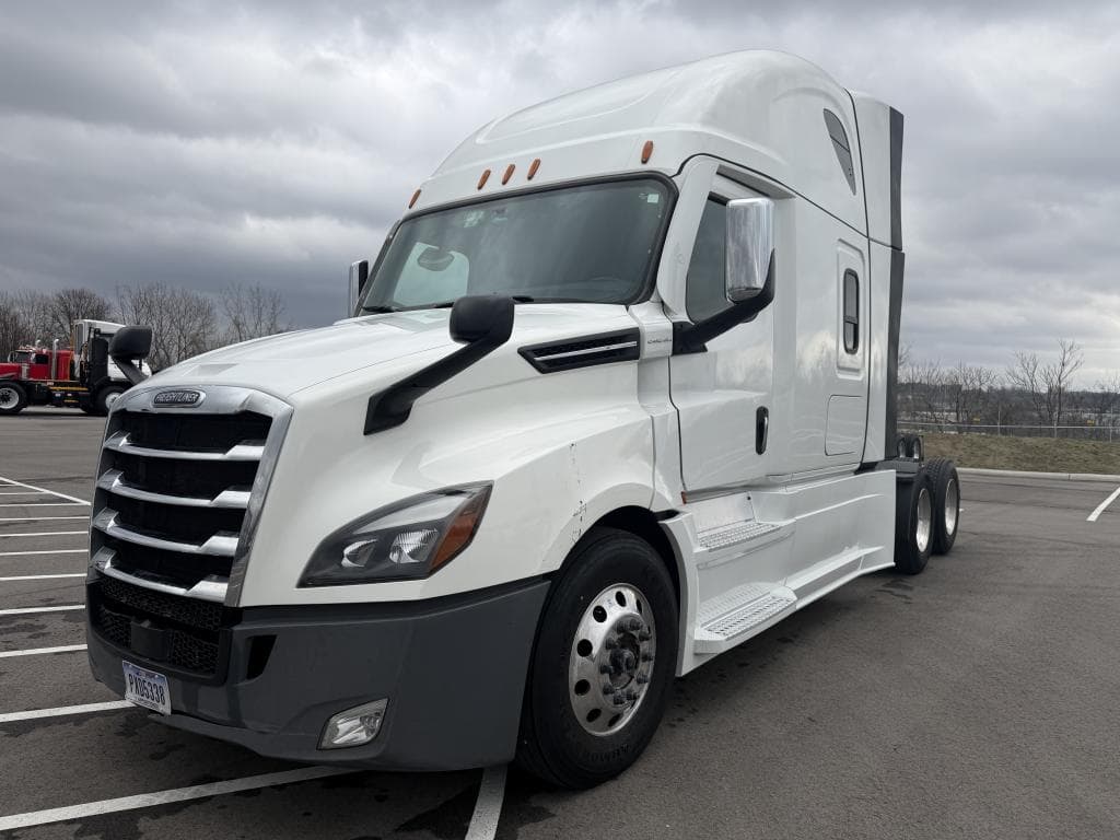 2024 FREIGHTLINER CASCADIA 126SLP