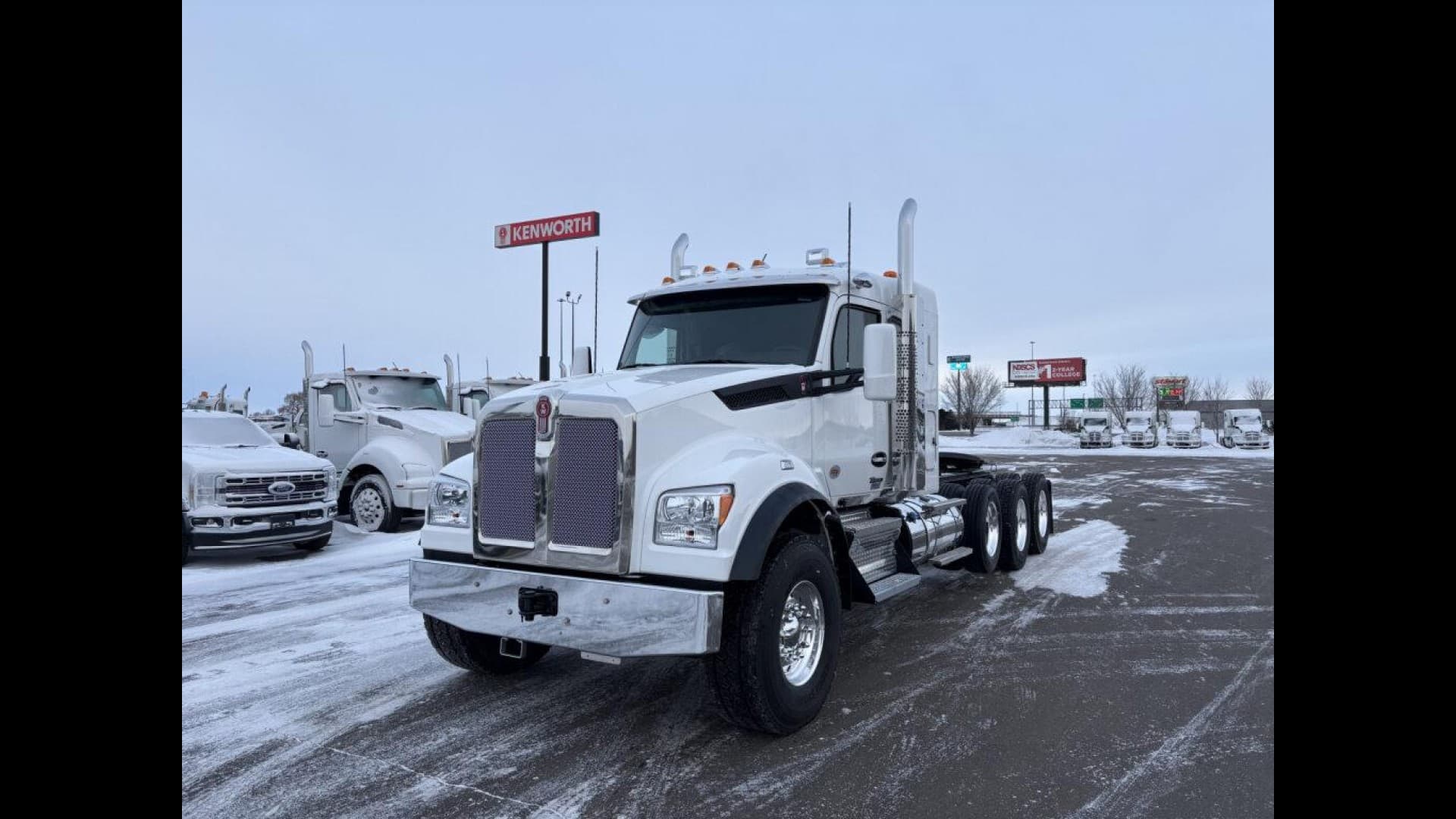 2026 Kenworth T880