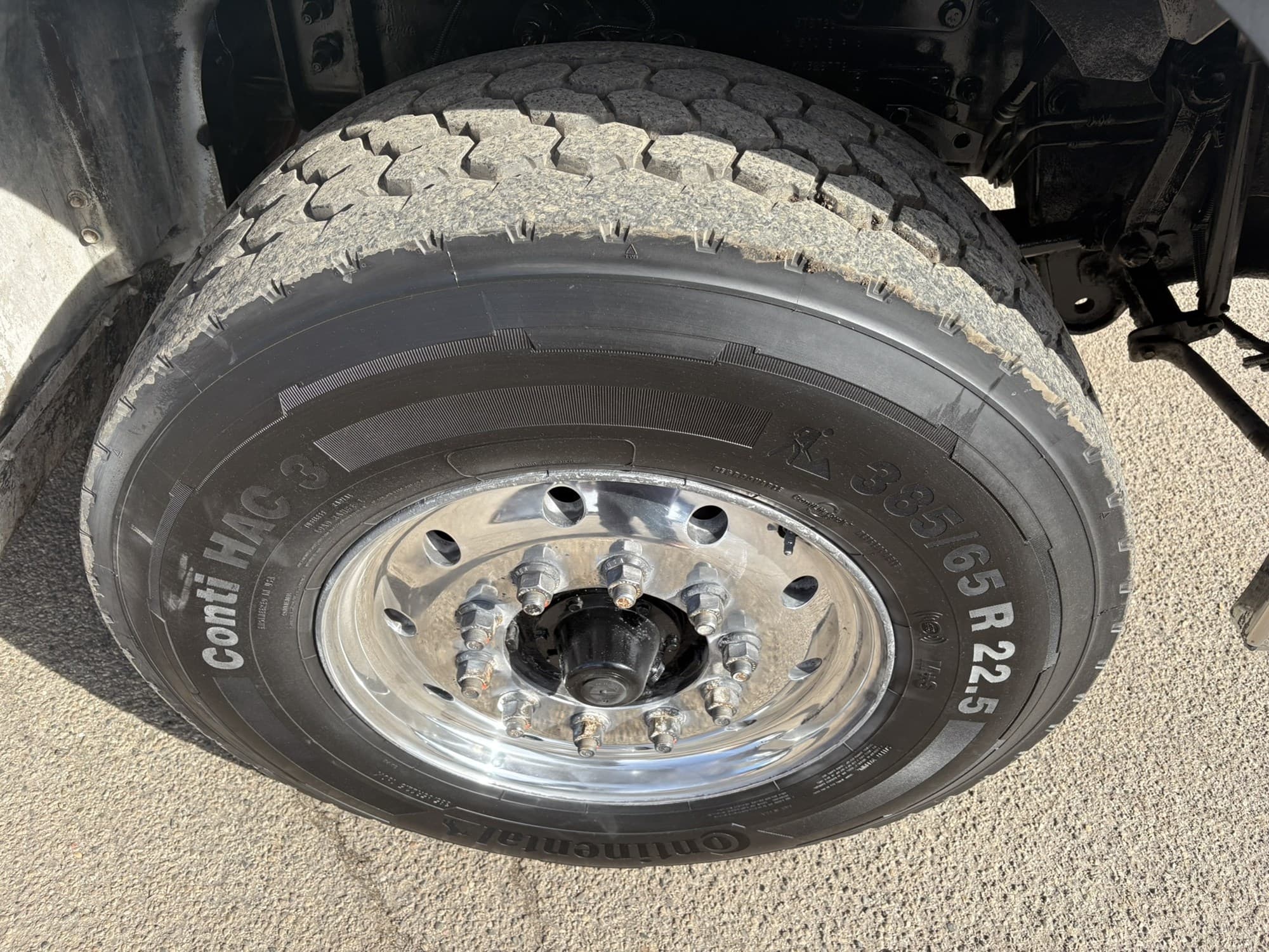 2019 International HX in West Michigan International, MI — photo 12