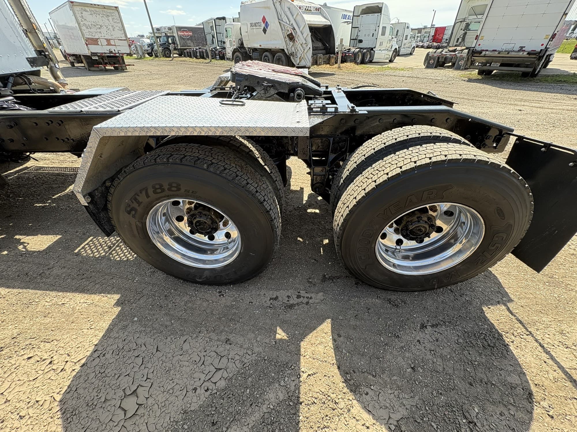 2019 International HX in West Michigan International, MI — photo 7