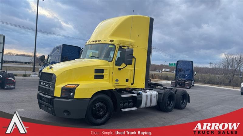 2022 Mack