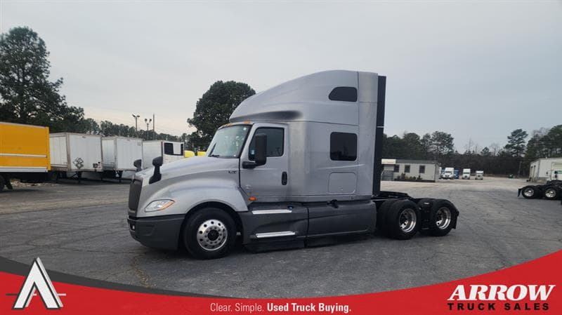 2022 International LT