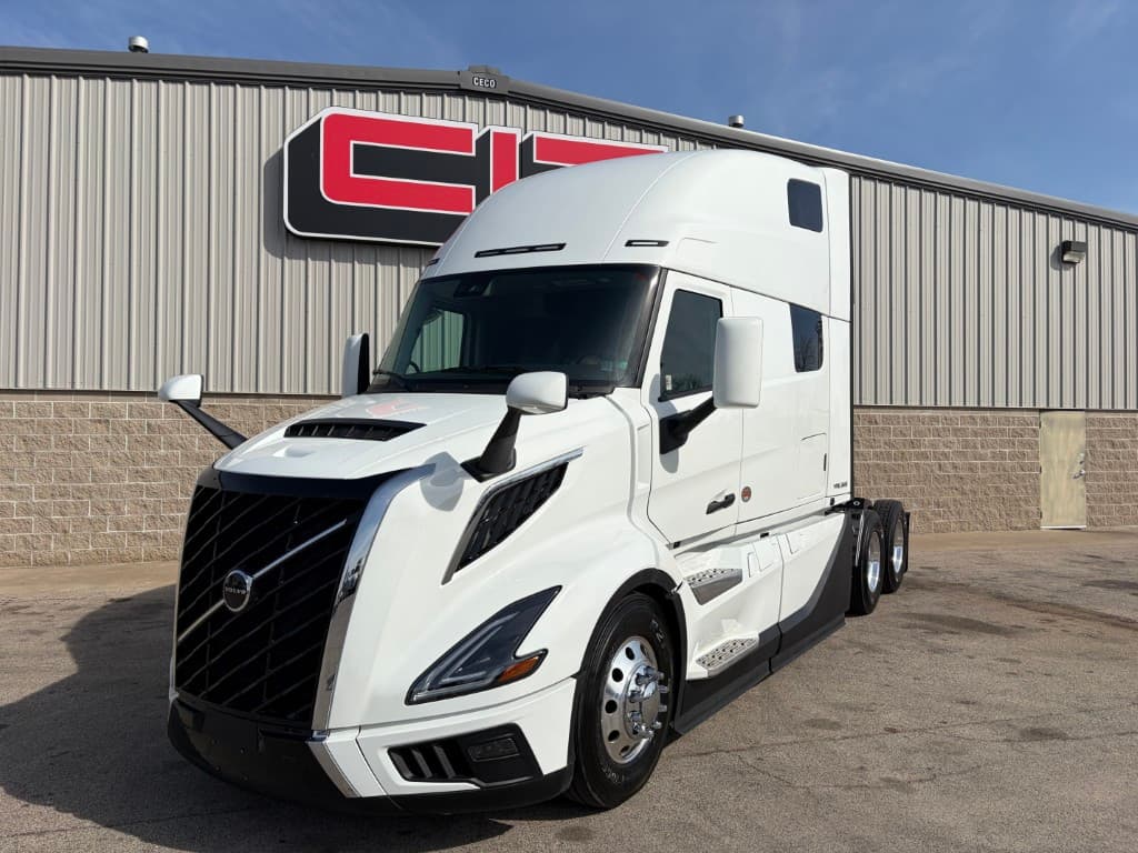 2027 Volvo VNL 860