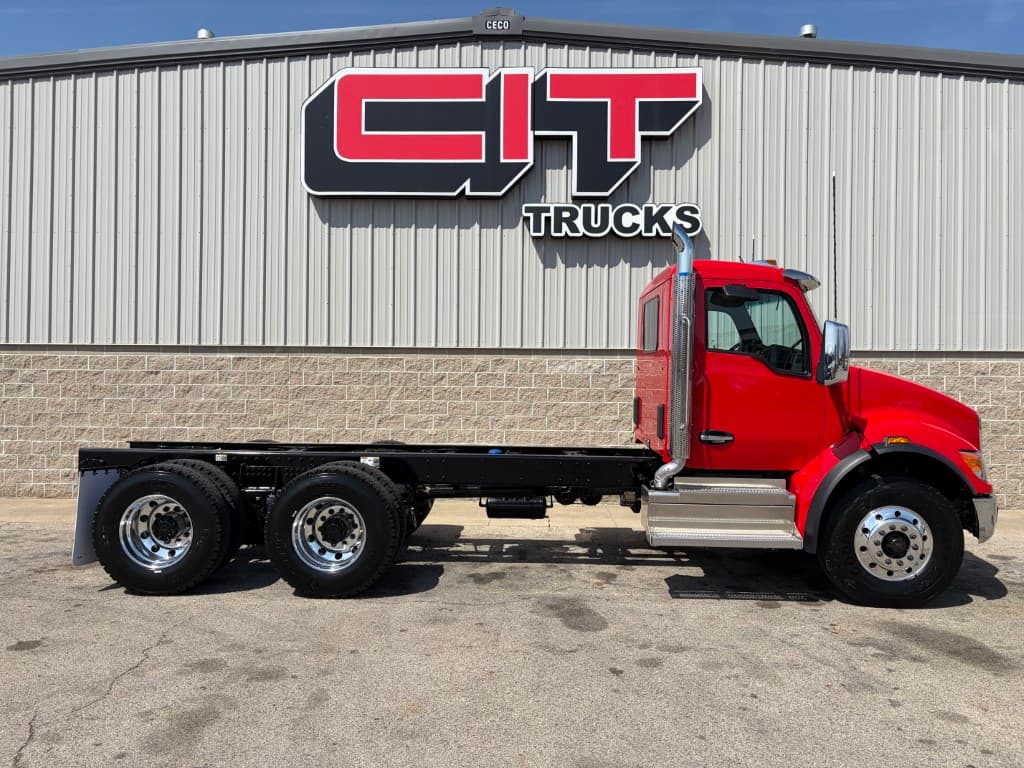 2027 Kenworth T480 in Morton, IL — photo 4