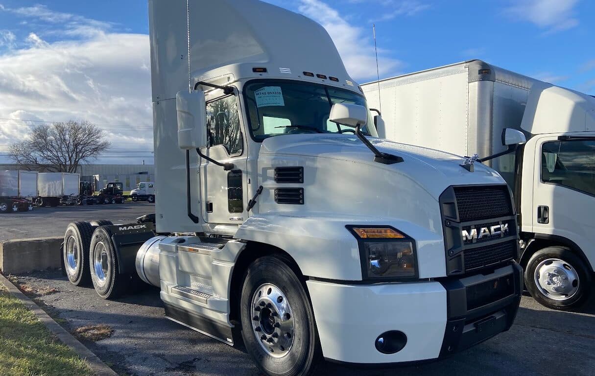 2025 Mack