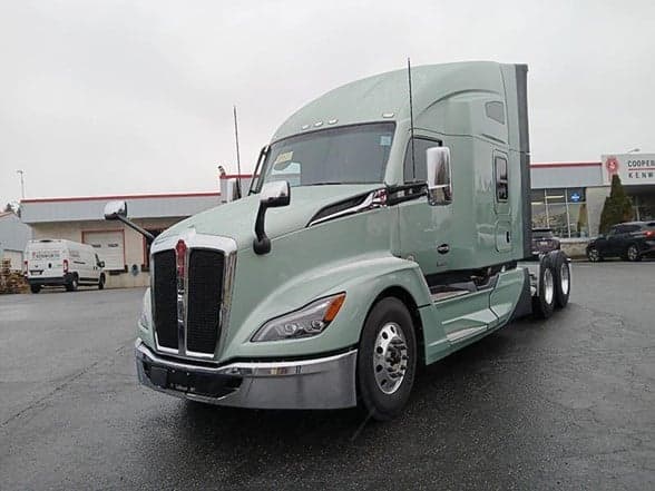 2025 Kenworth T680