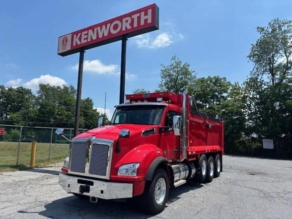 2025 Kenworth T880