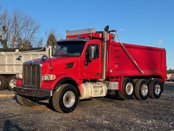 2020 Peterbilt 567