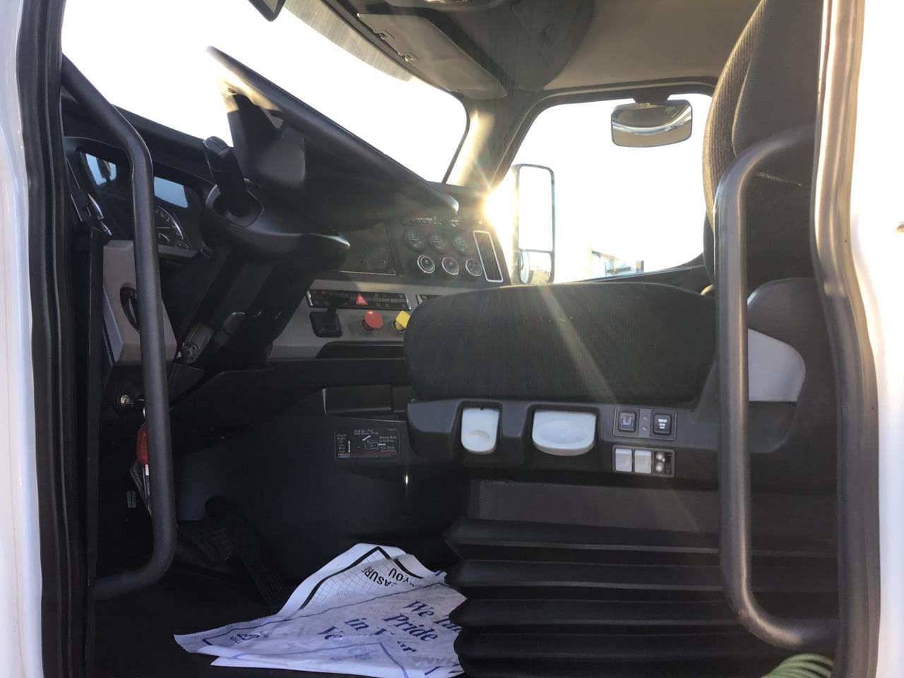 2018 Freightliner Cascadia in Spokane, WA — photo 6