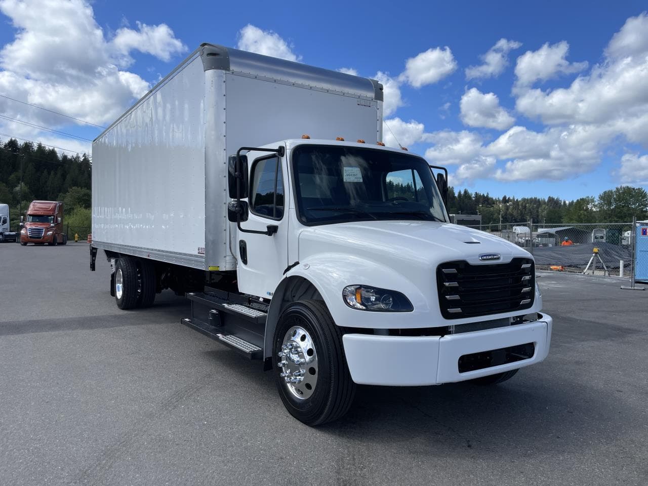 2024 Freightliner eM2