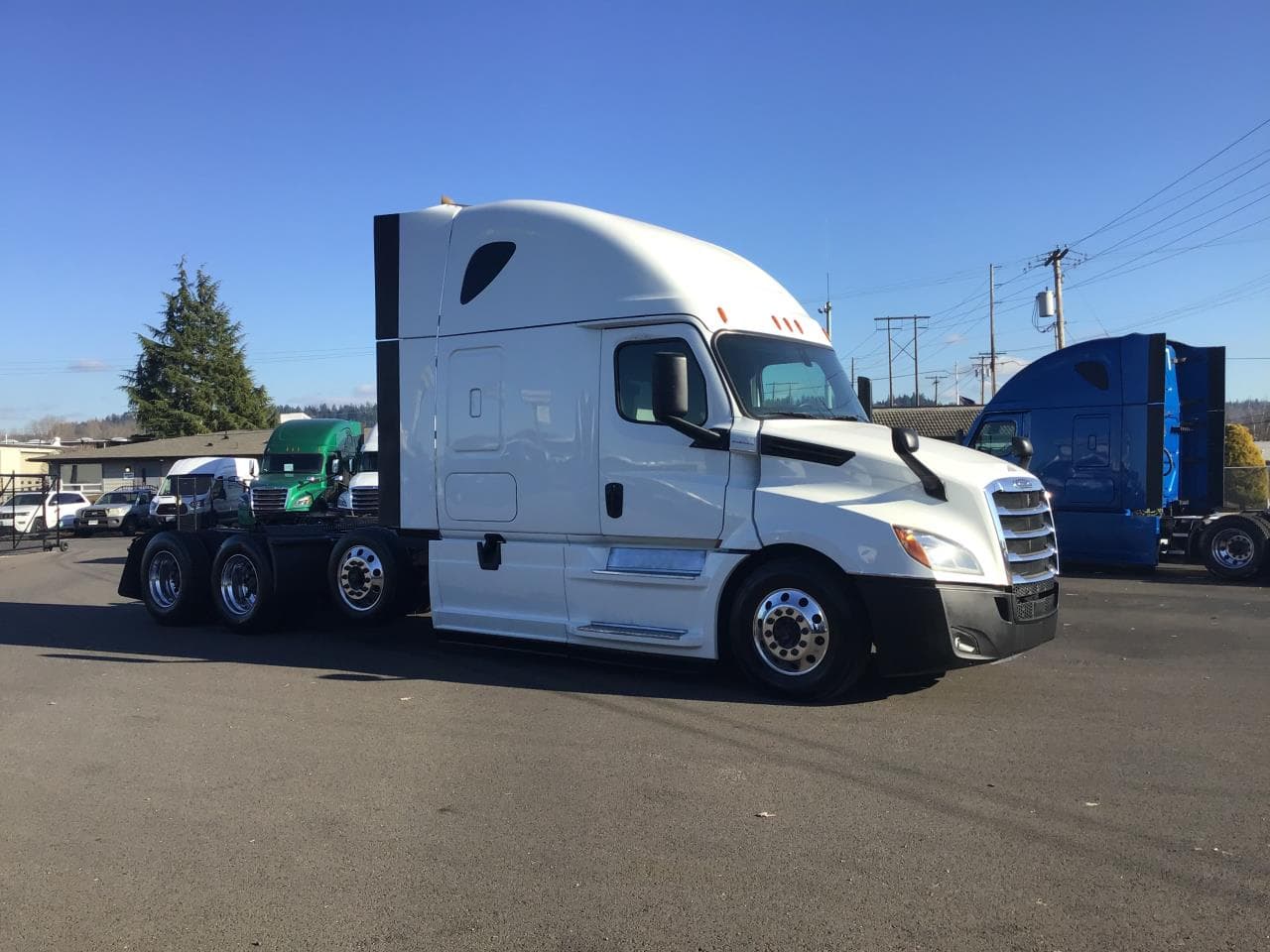 2020 Freightliner Cascadia in Ridgefield, WA — photo 3