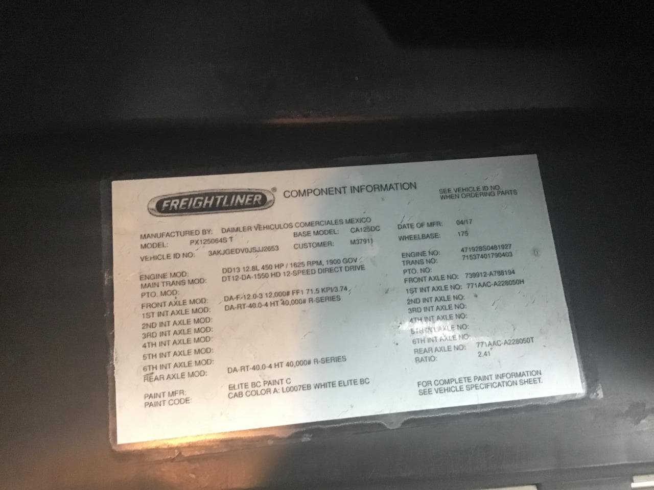 2018 Freightliner Cascadia in Medford, OR — photo 6