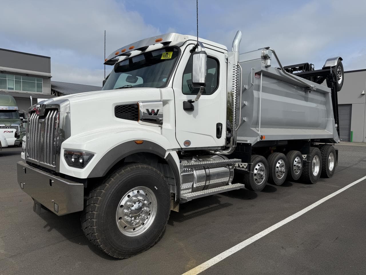 2025 Western Star 47X