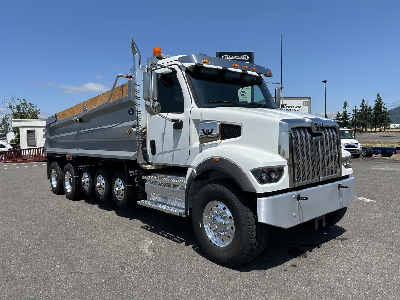 2025 Western Star 47X