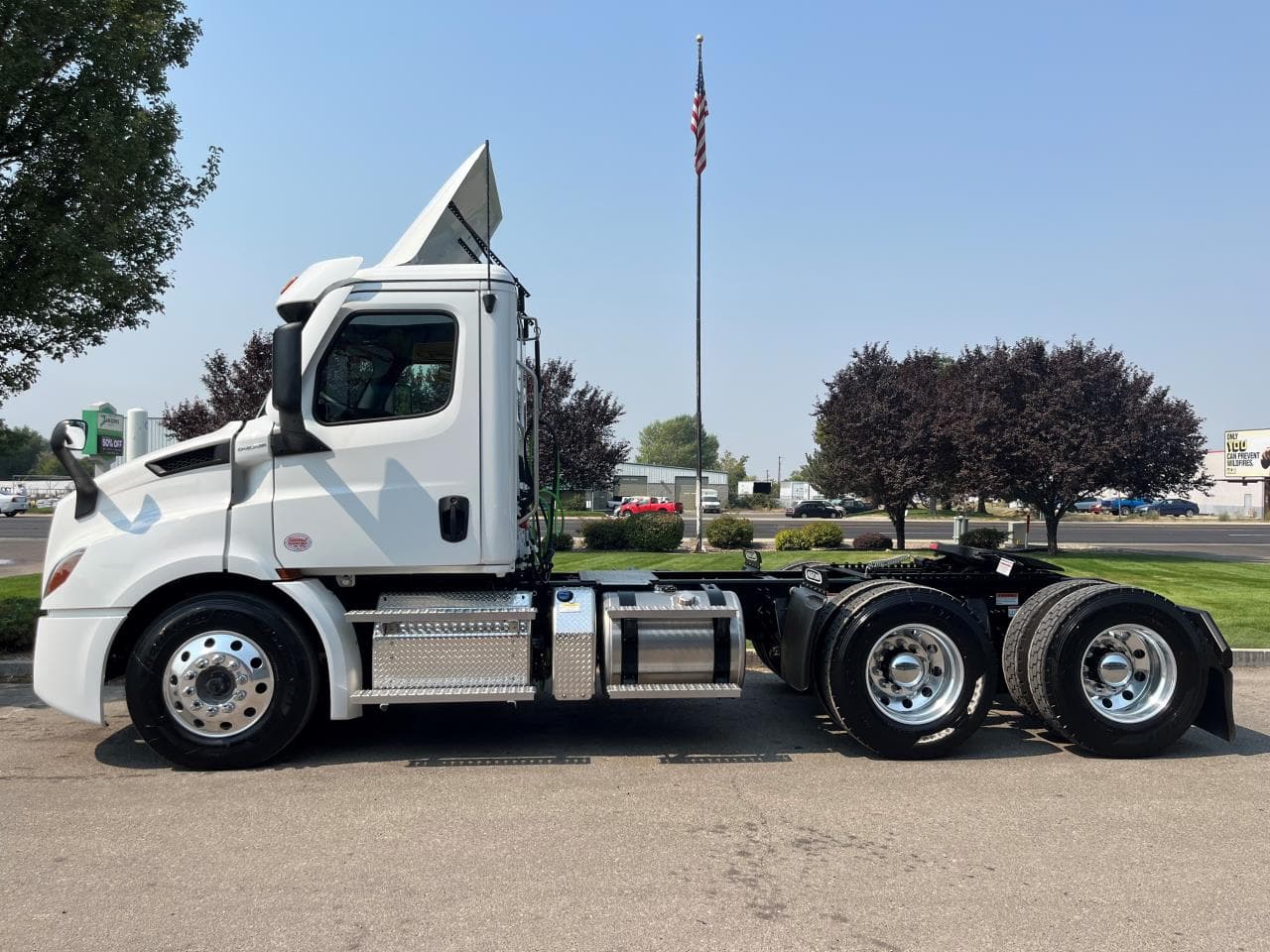 2025 Freightliner Cascadia in Nampa, ID — photo 2