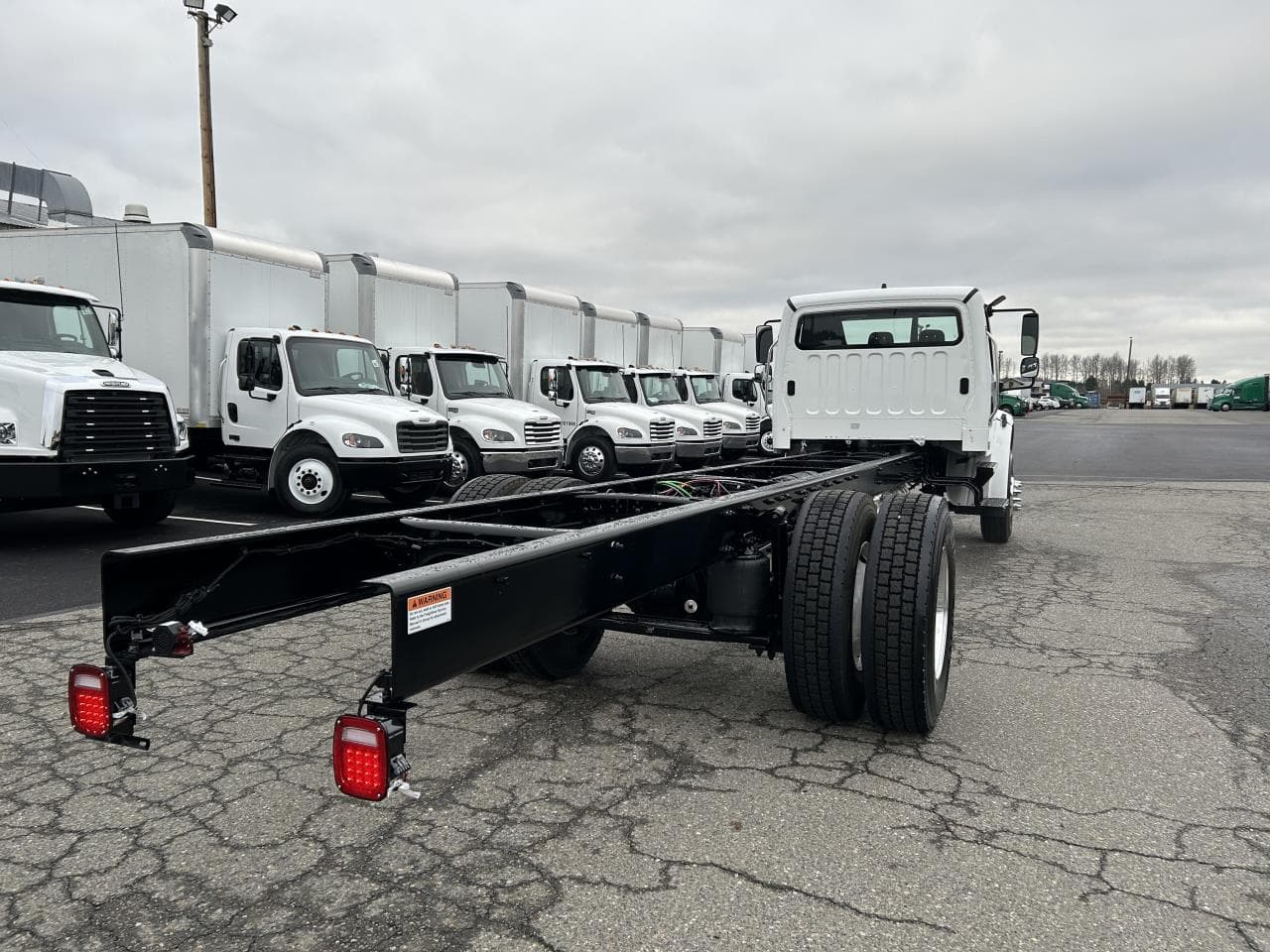 2025 Freightliner M2 106 in Pacific, WA — photo 3