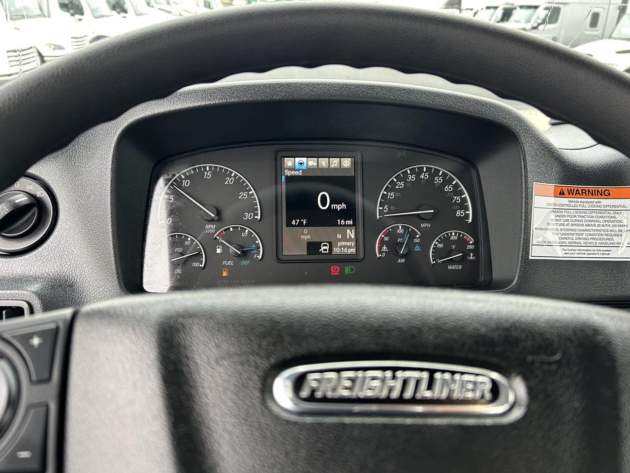 2025 Freightliner M2 106 in Pacific, WA — photo 8
