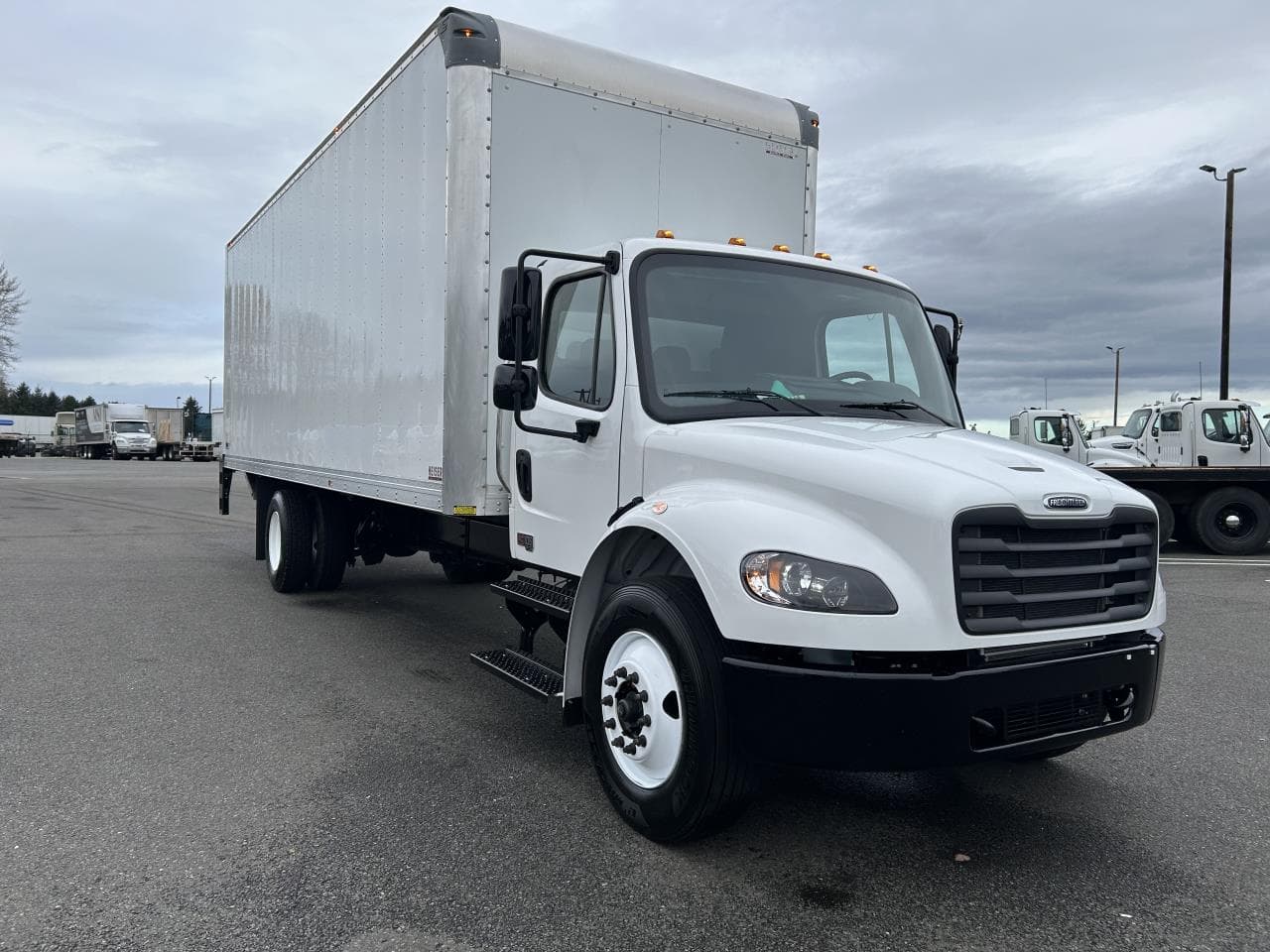 2025 Freightliner M2 106 in Olympia, WA — photo 5
