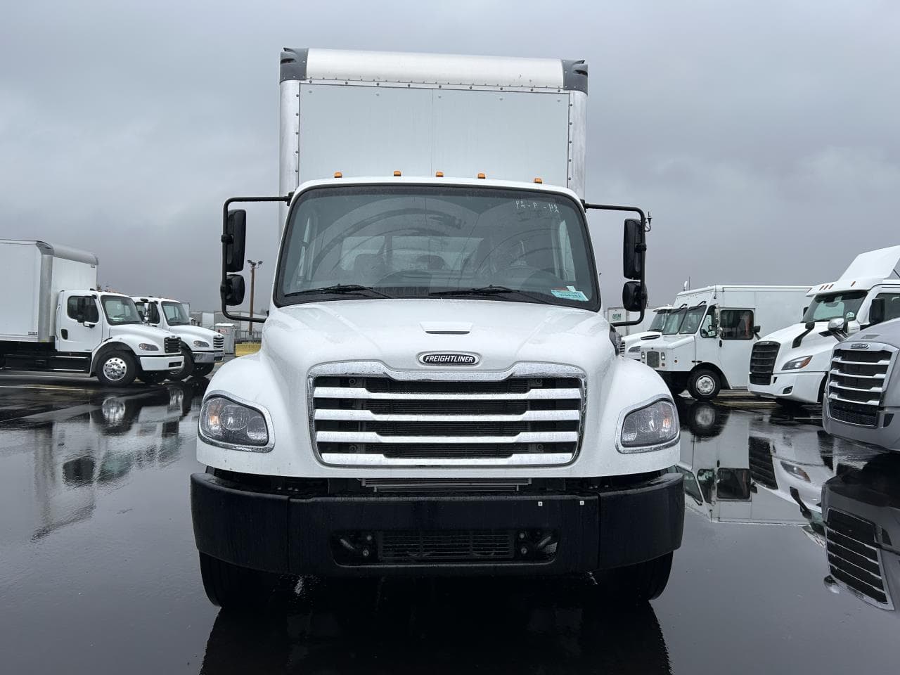 2025 Freightliner M2 106 in Albany, OR — photo 5