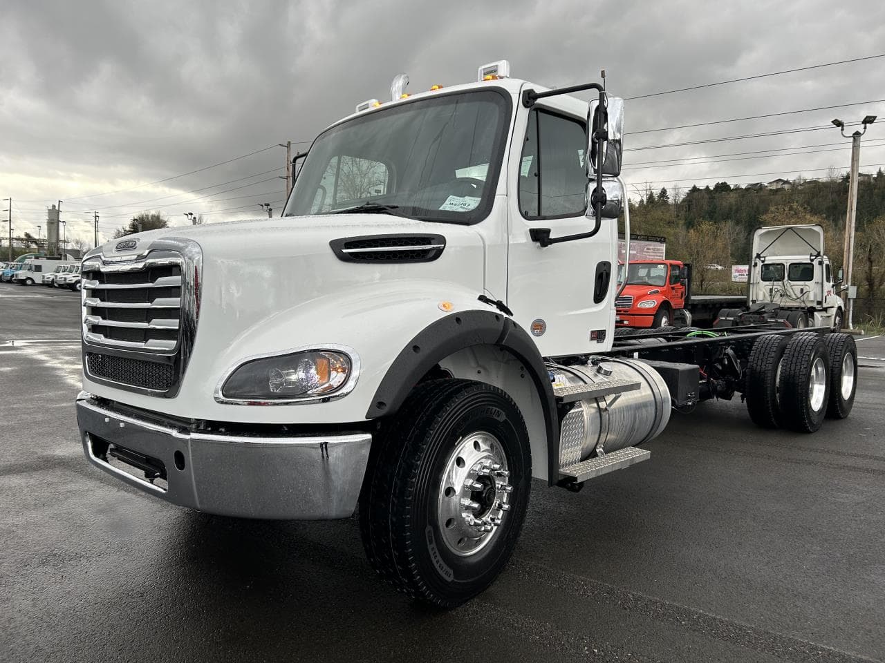 2025 Freightliner M2 112 in Pacific, WA — photo 3