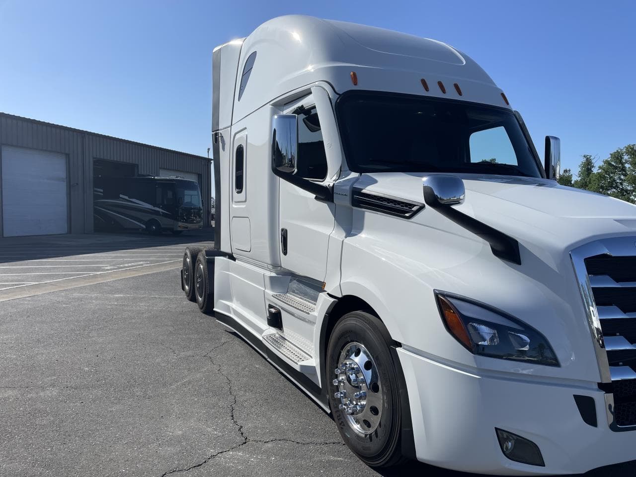 2026 Freightliner Cascadia in Medford, OR — photo 3