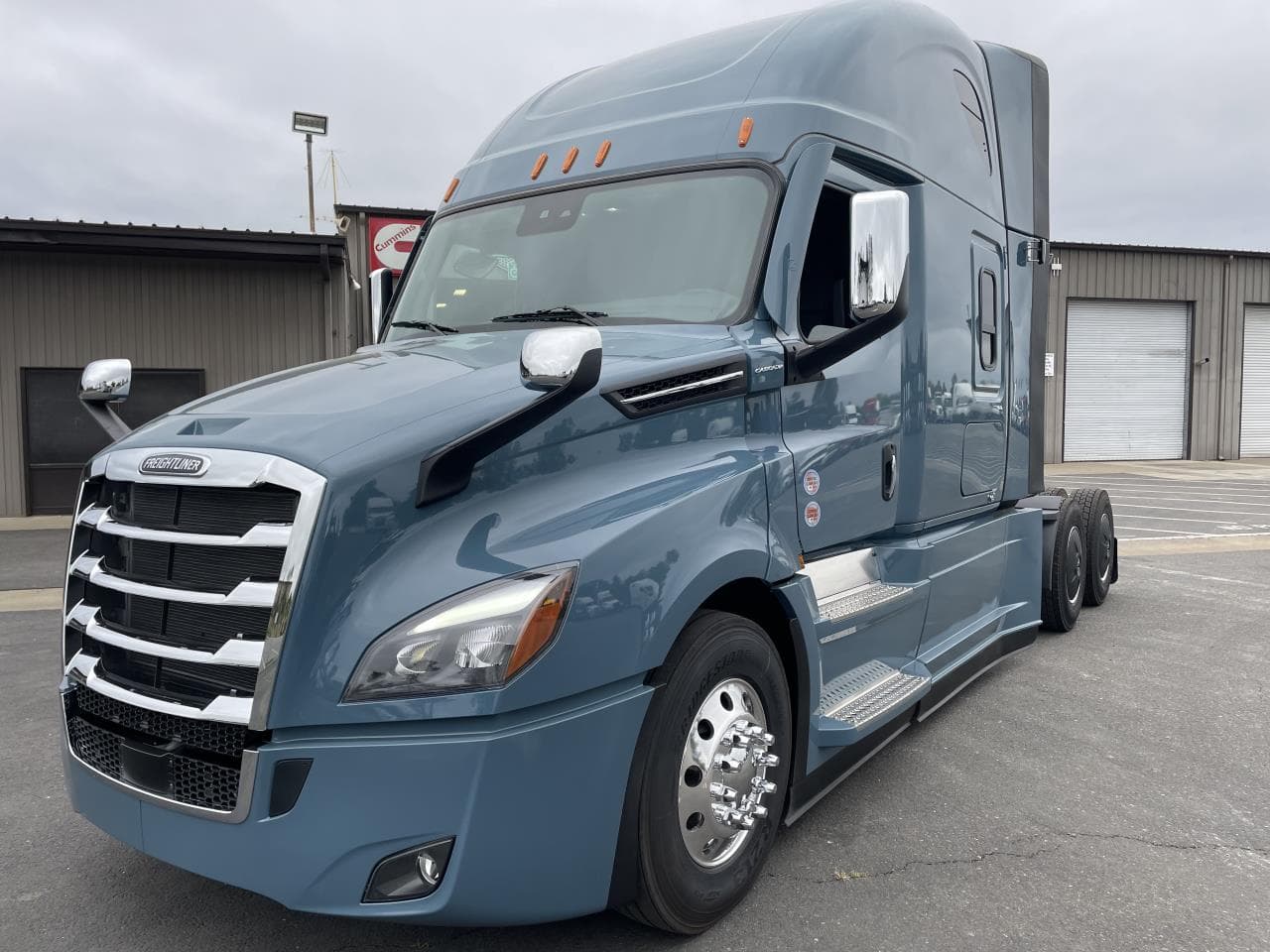 2026 Freightliner Cascadia