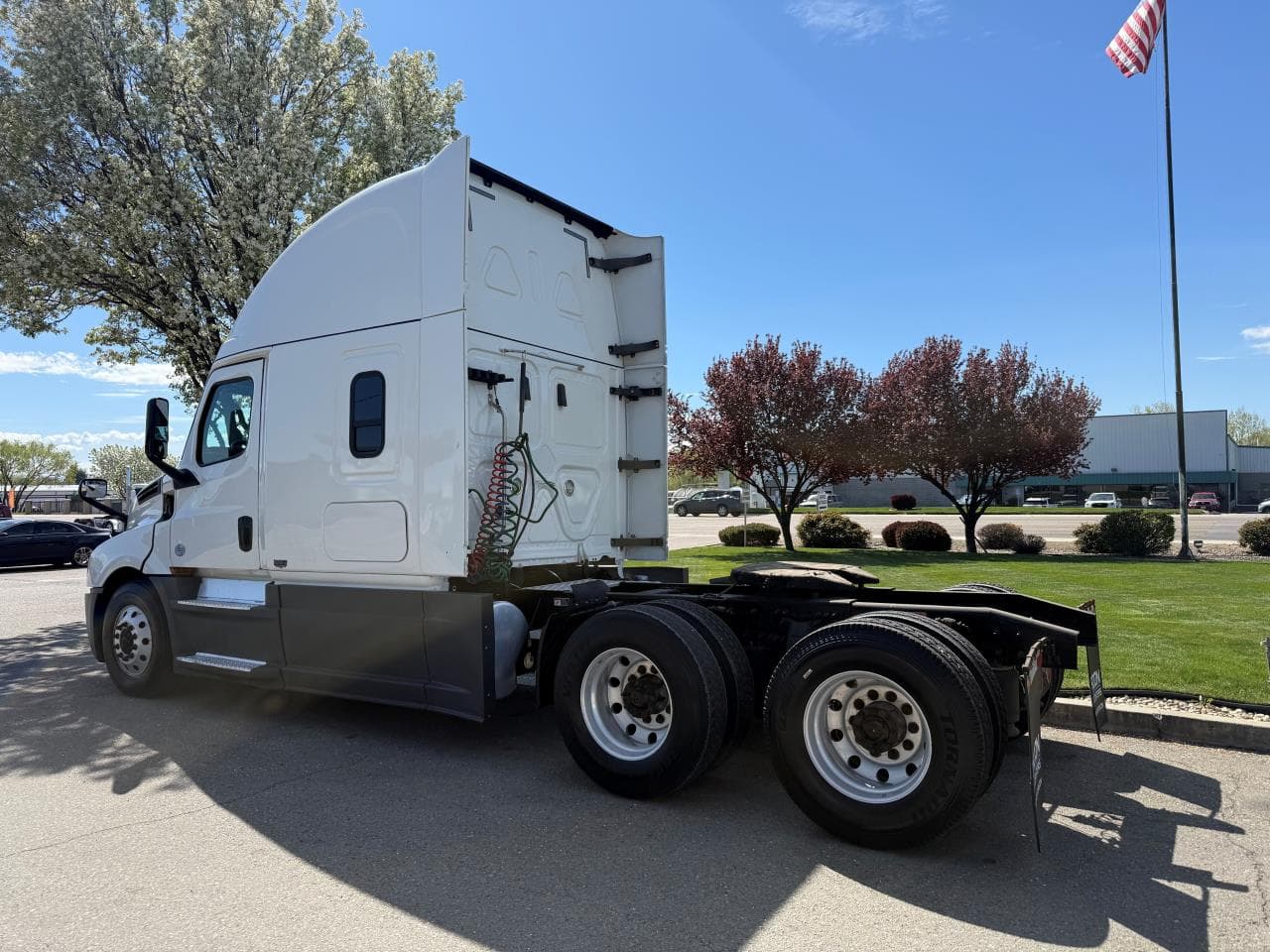2020 Freightliner Cascadia in Nampa, ID — photo 2