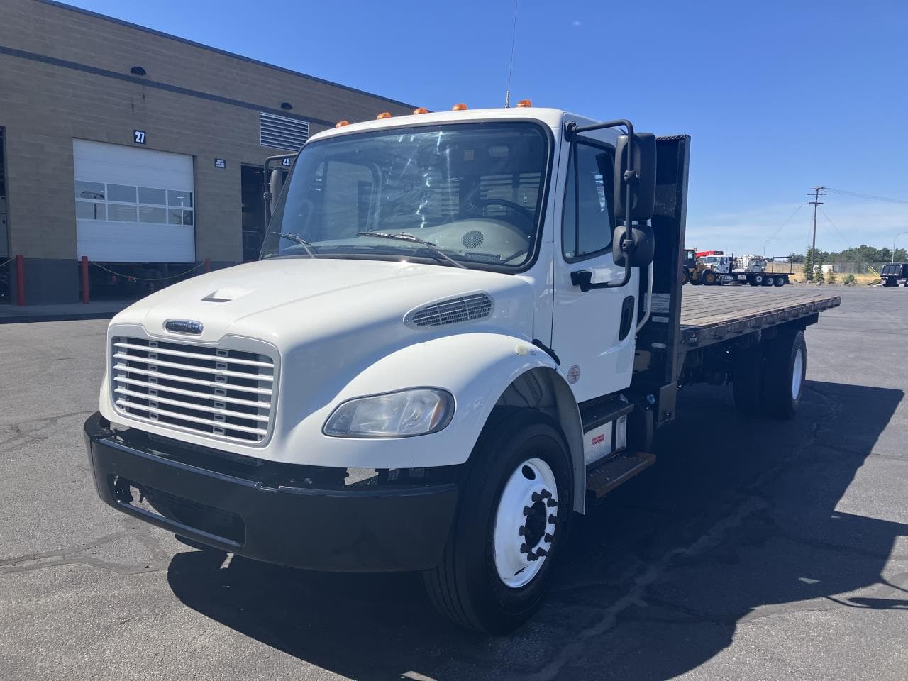 2018 Freightliner M2 106