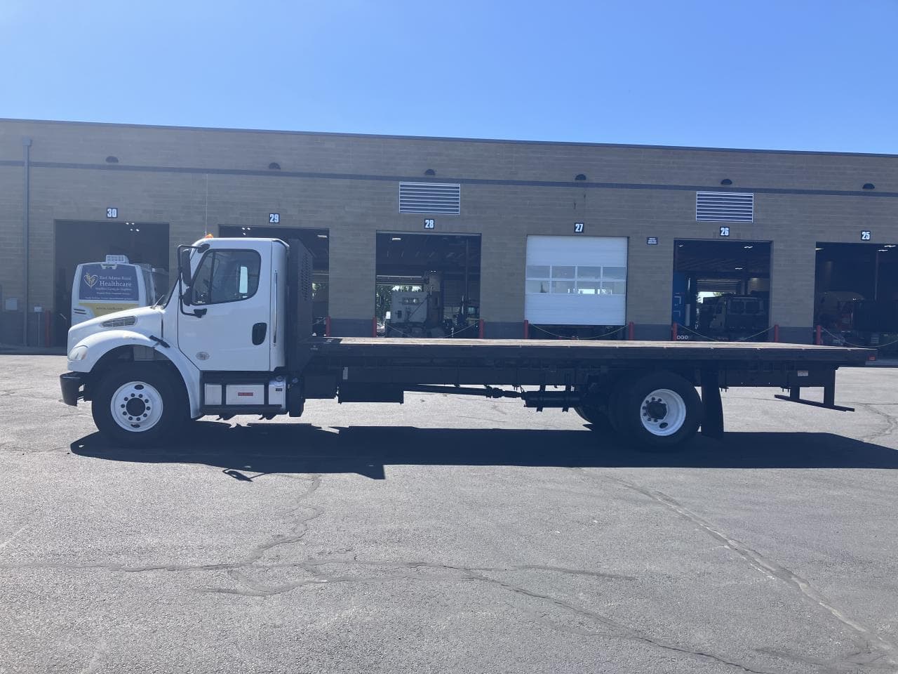 2018 Freightliner M2 106 in Ridgefield, WA — photo 4