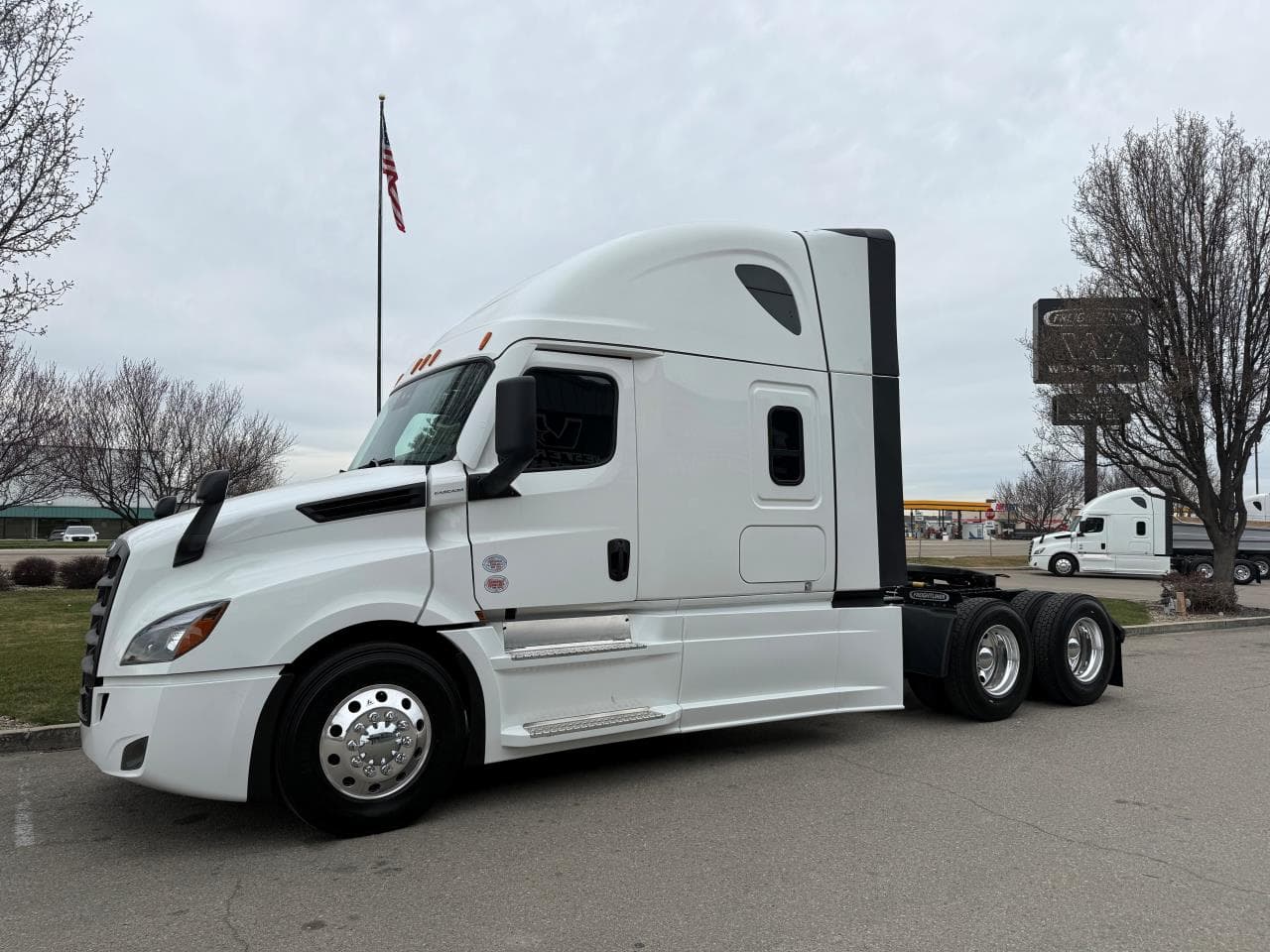 2027 Freightliner Cascadia