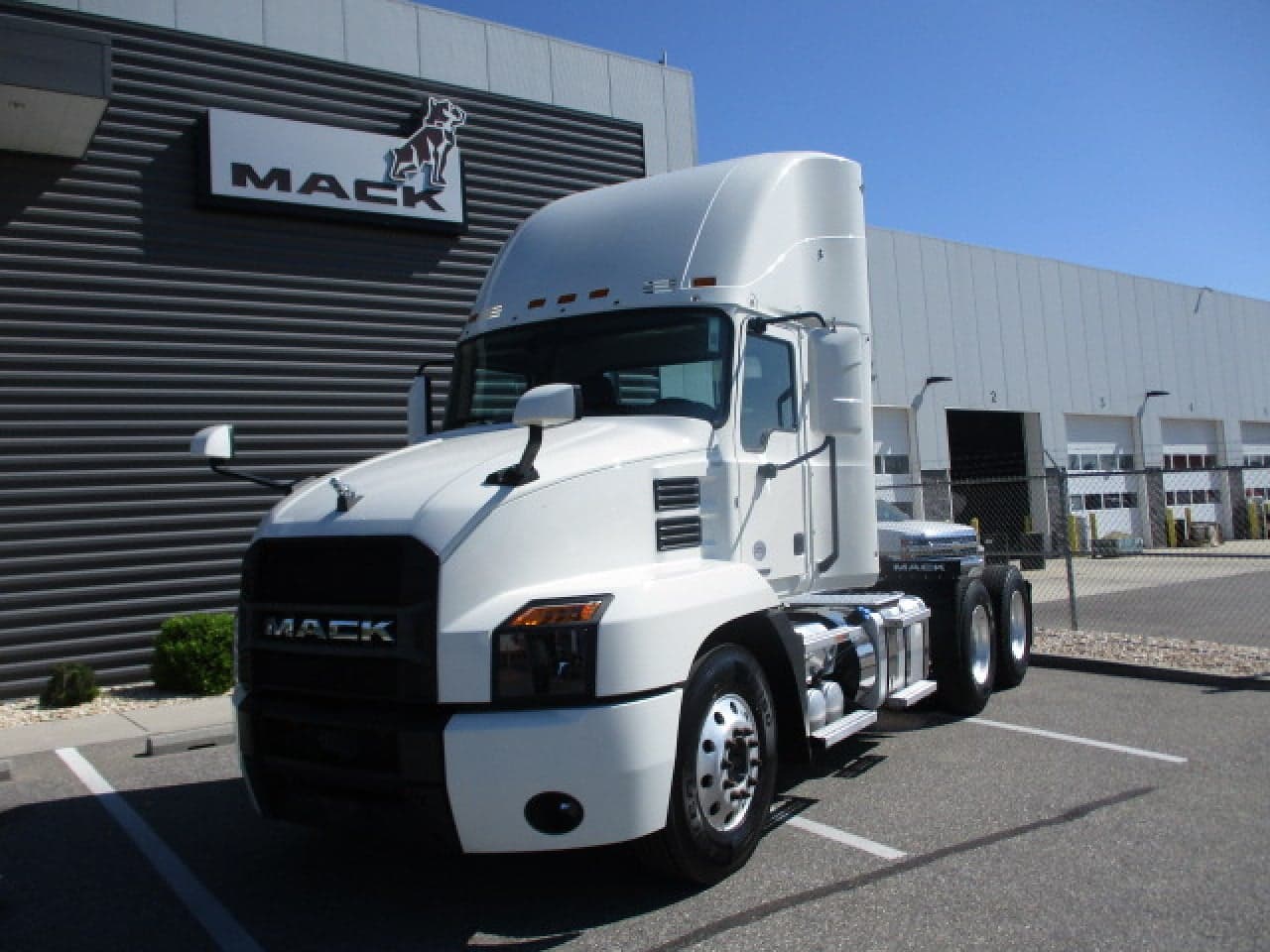 2019 Mack