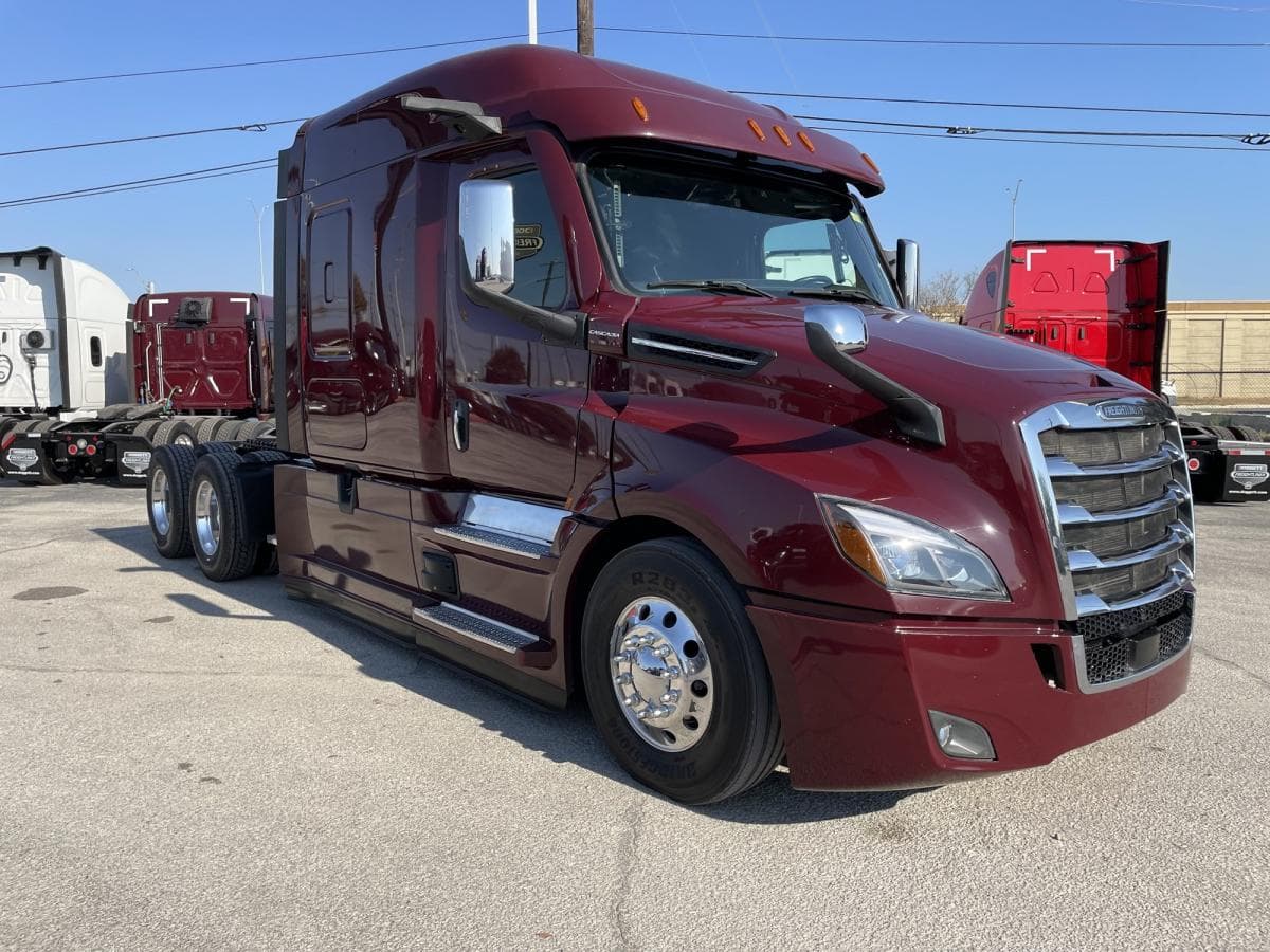 2022 Freightliner Cascadia