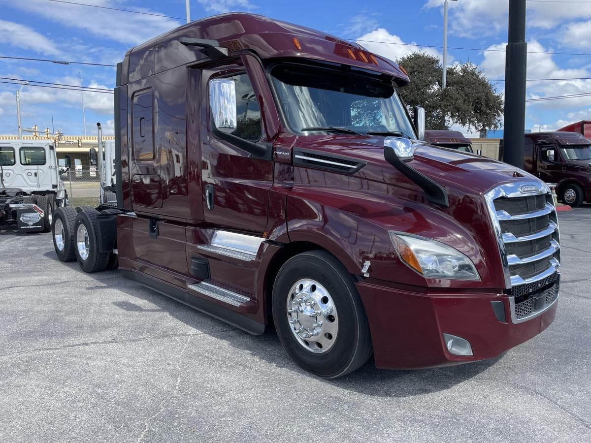 2022 Freightliner Cascadia