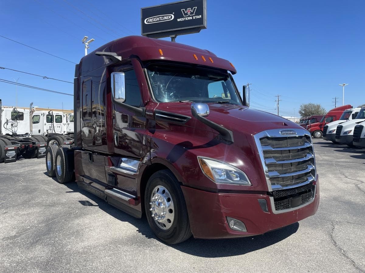 2022 Freightliner Cascadia